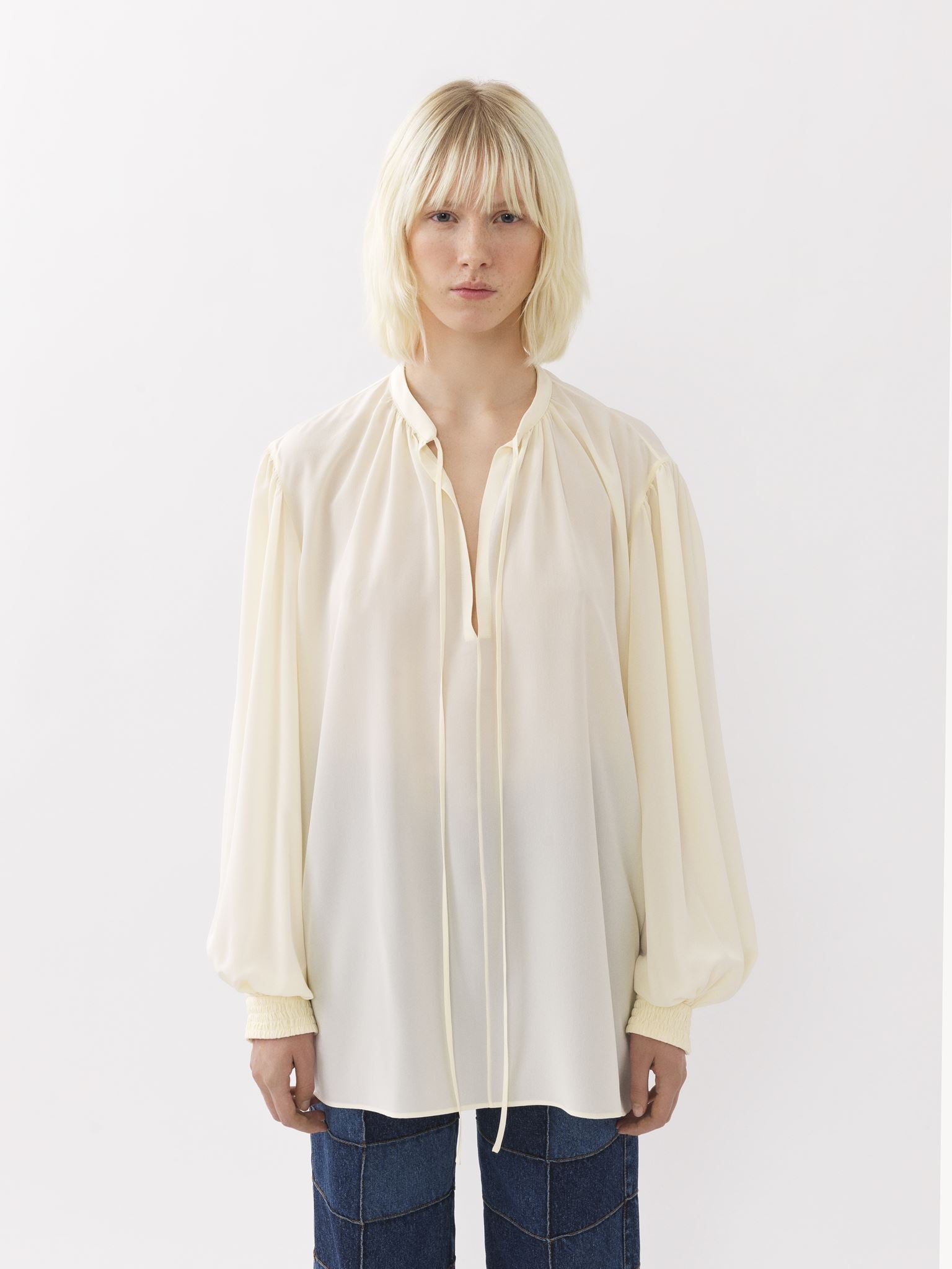 Blouse froncée en soie - Crème Au Beurre