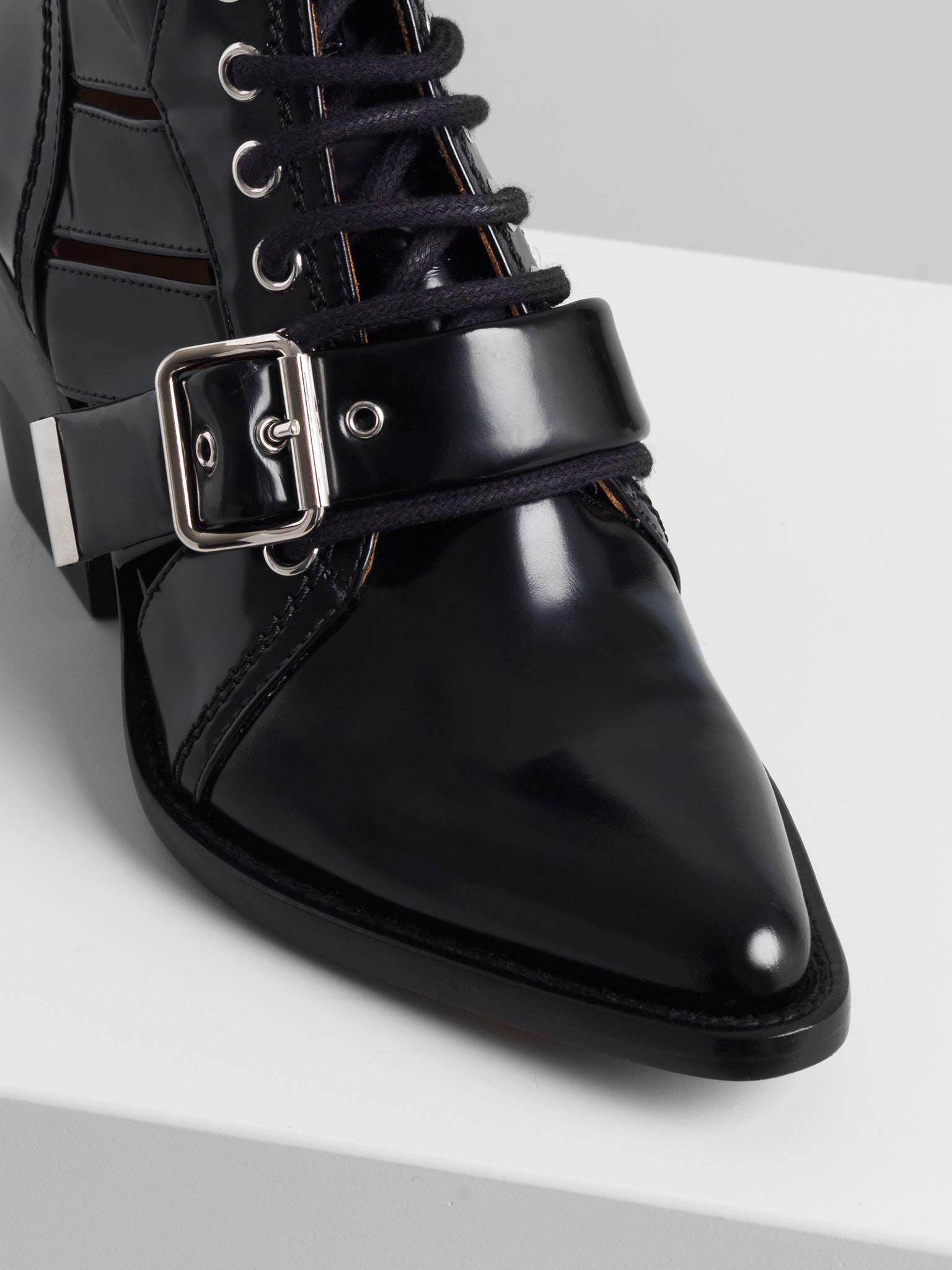 Bottines Rylee ajourées en cuir - Black