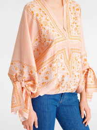 Top col V en soie - Orange & White