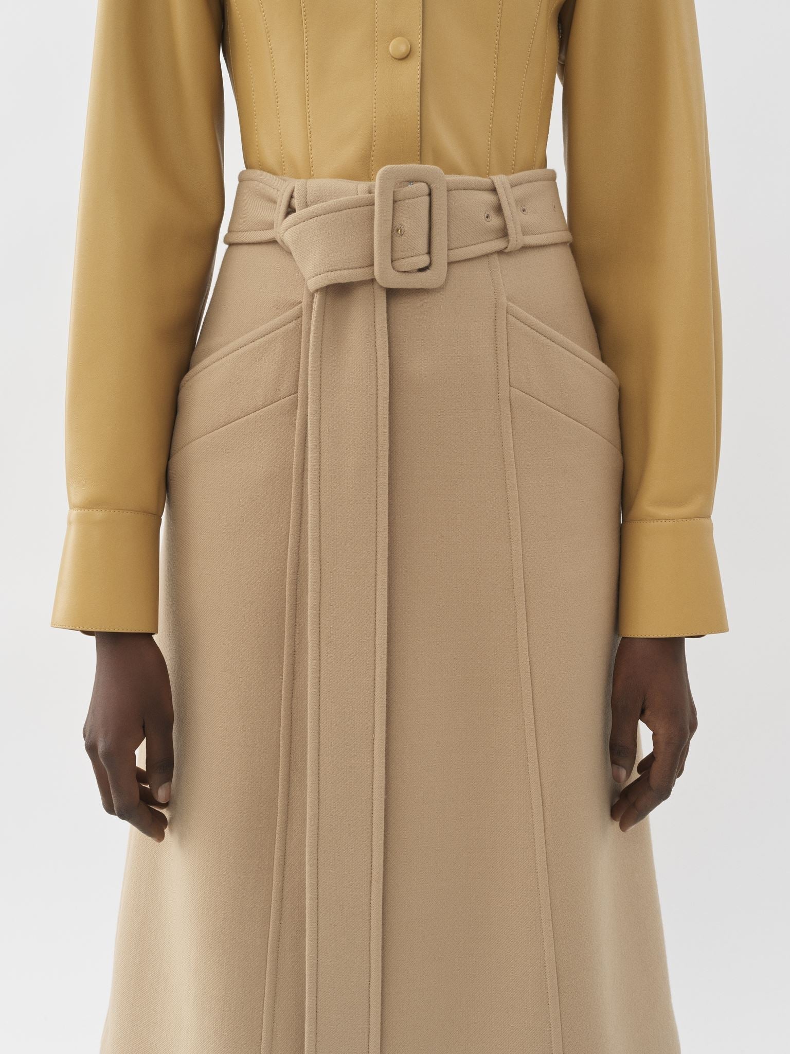 Jupe midi ceinturé en laine - Pearl Beige