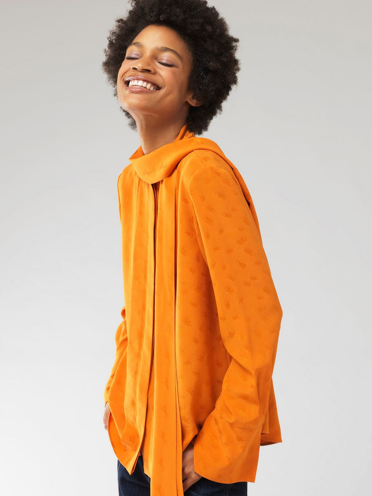 Blouse lavallière en soie - Écorce D'Orange