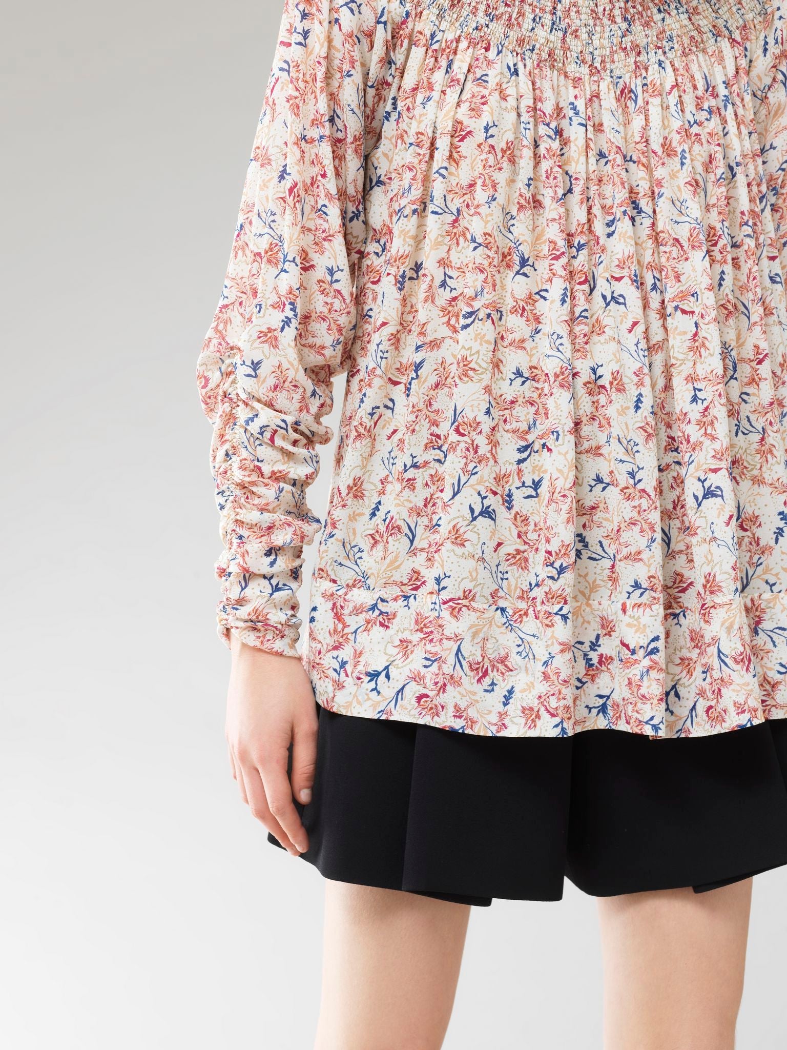 Blouse smockée en soie - White Pink