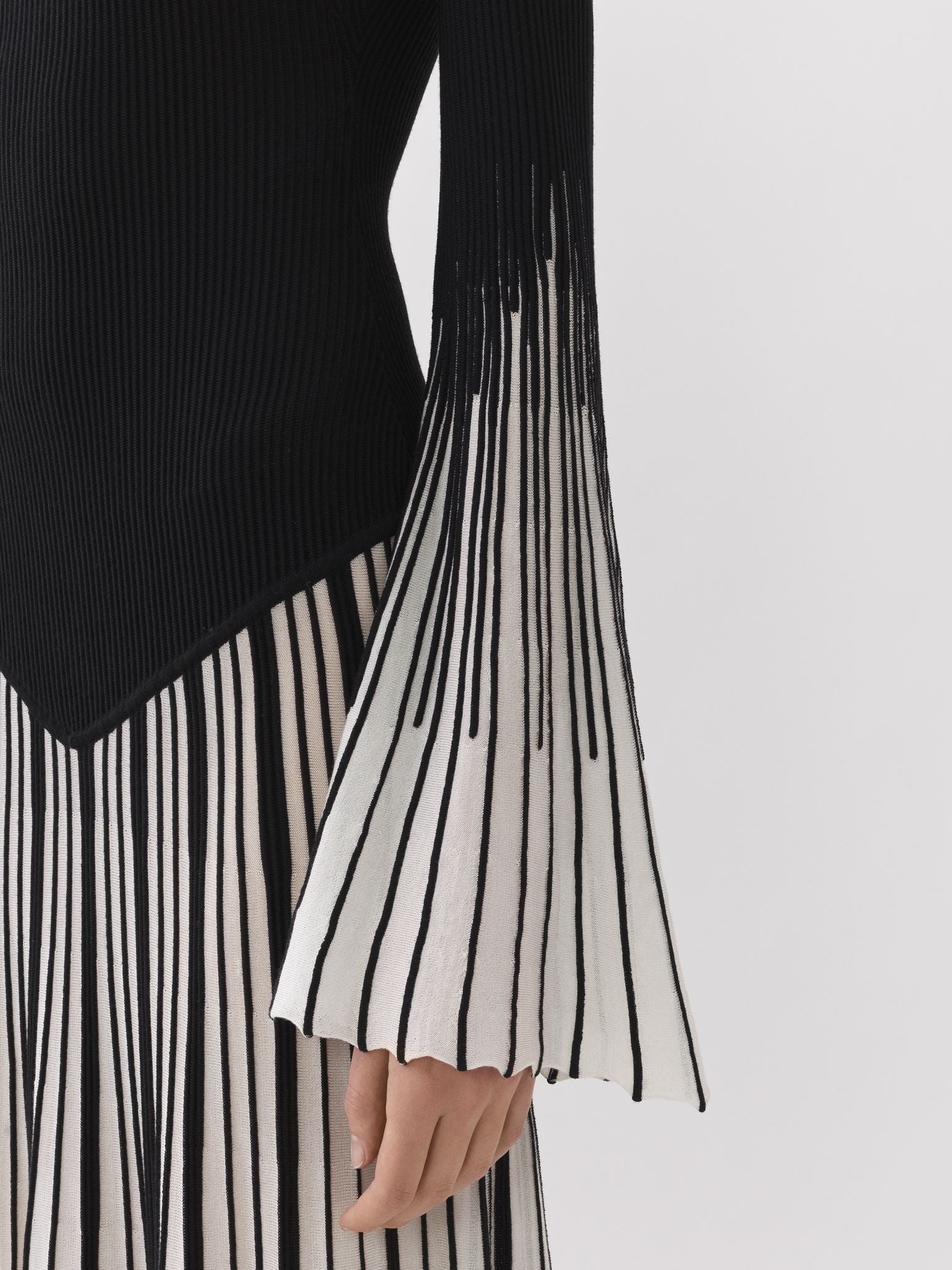 Robe longue évasée en laine - Black