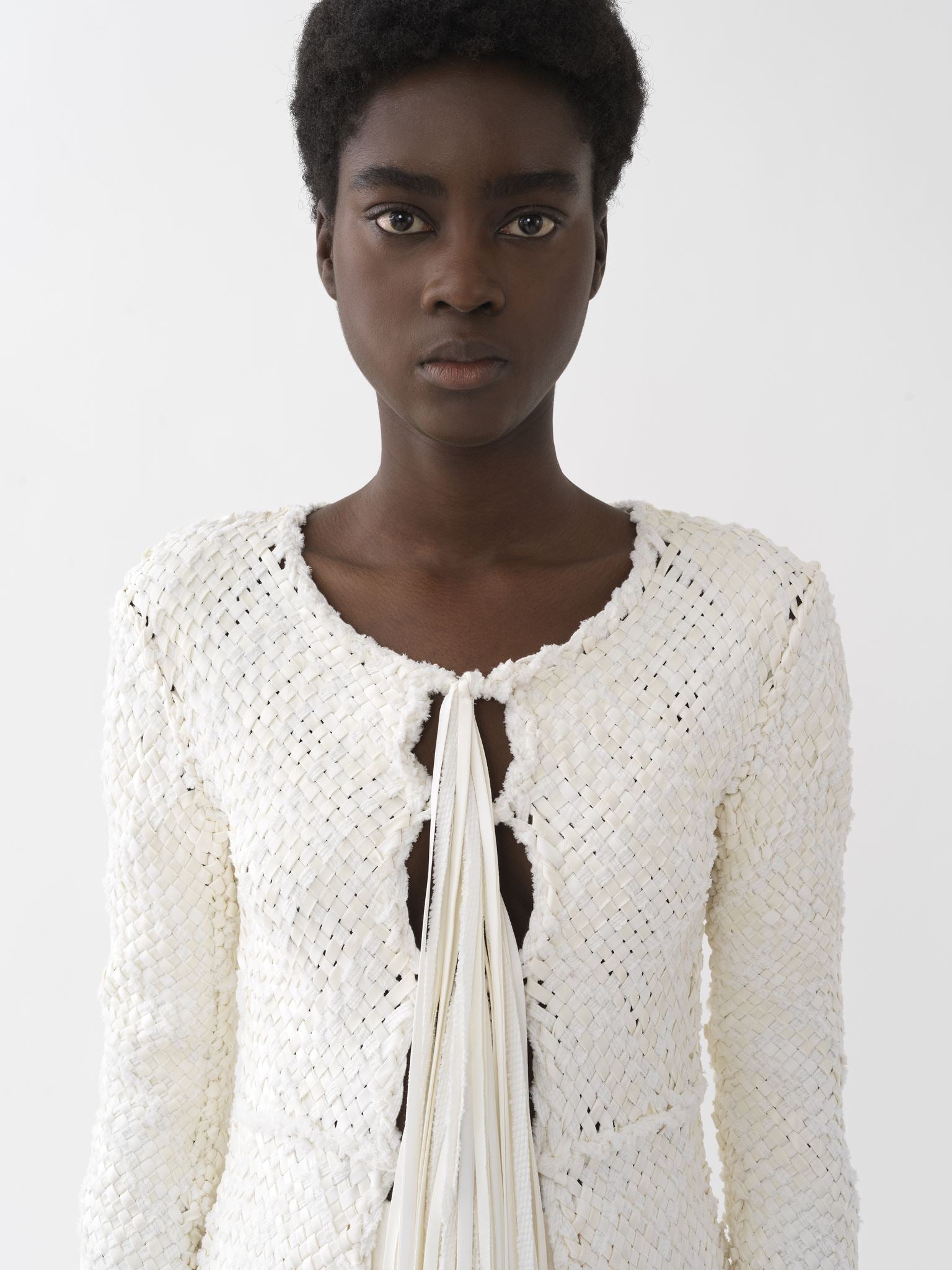 Veste longue en rubans de soie tressés - Iconic Milk