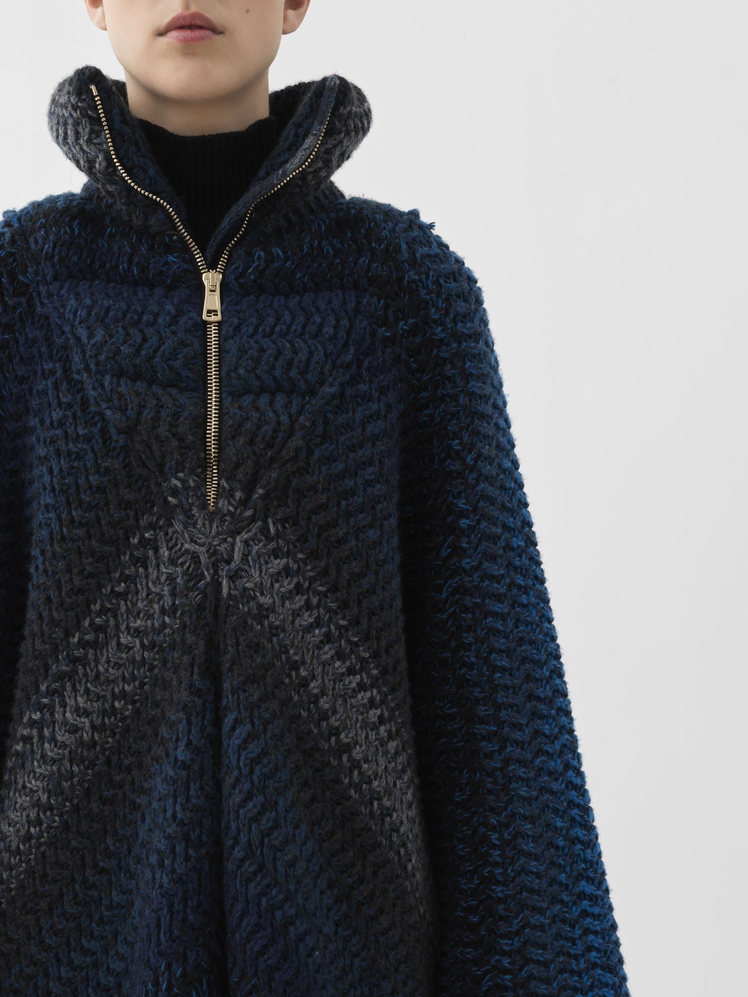 Poncho à zip et col montant en cachemire - Bleu