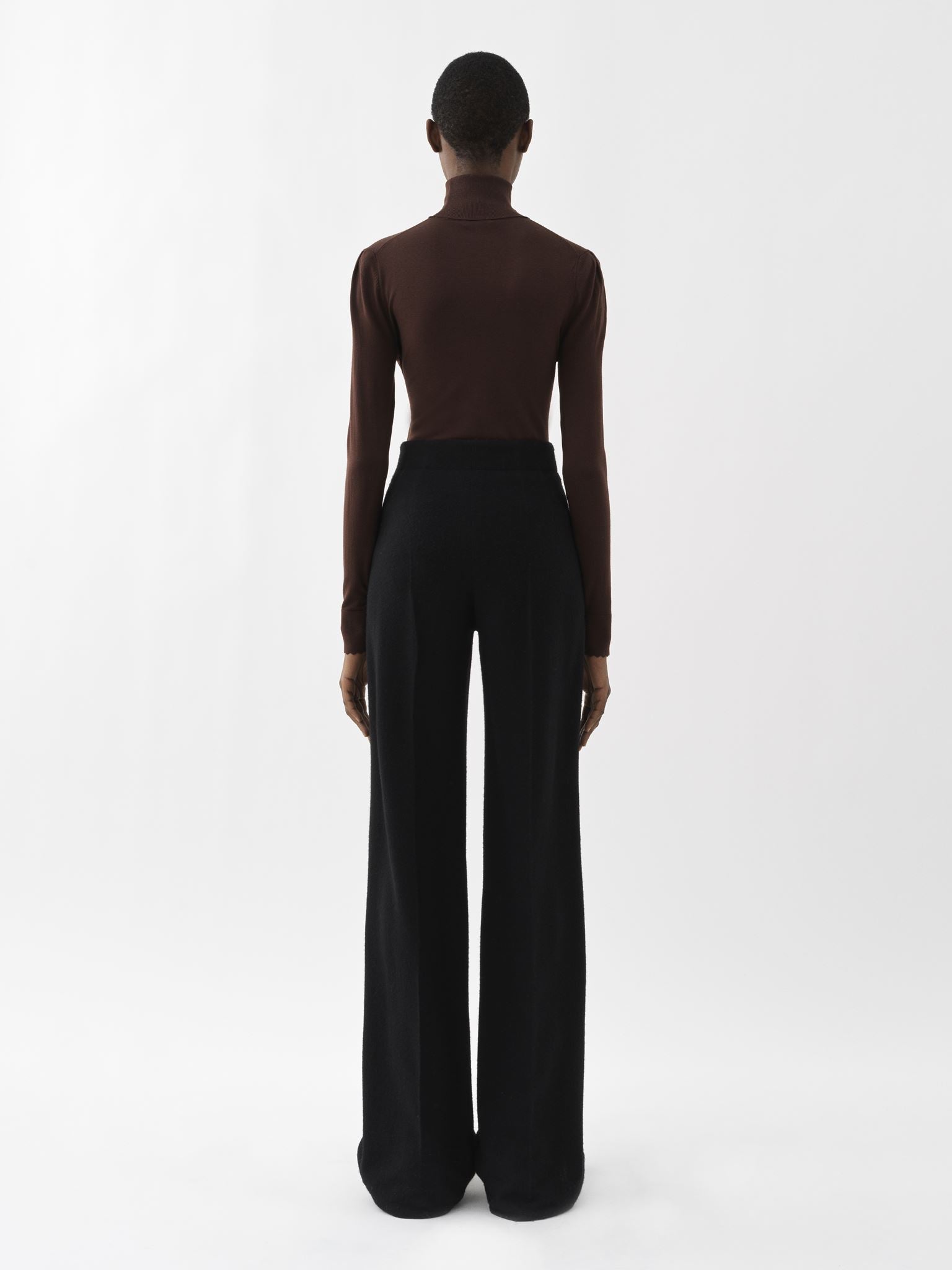Pull ajusté à col roulé en laine - Rosewood Brown