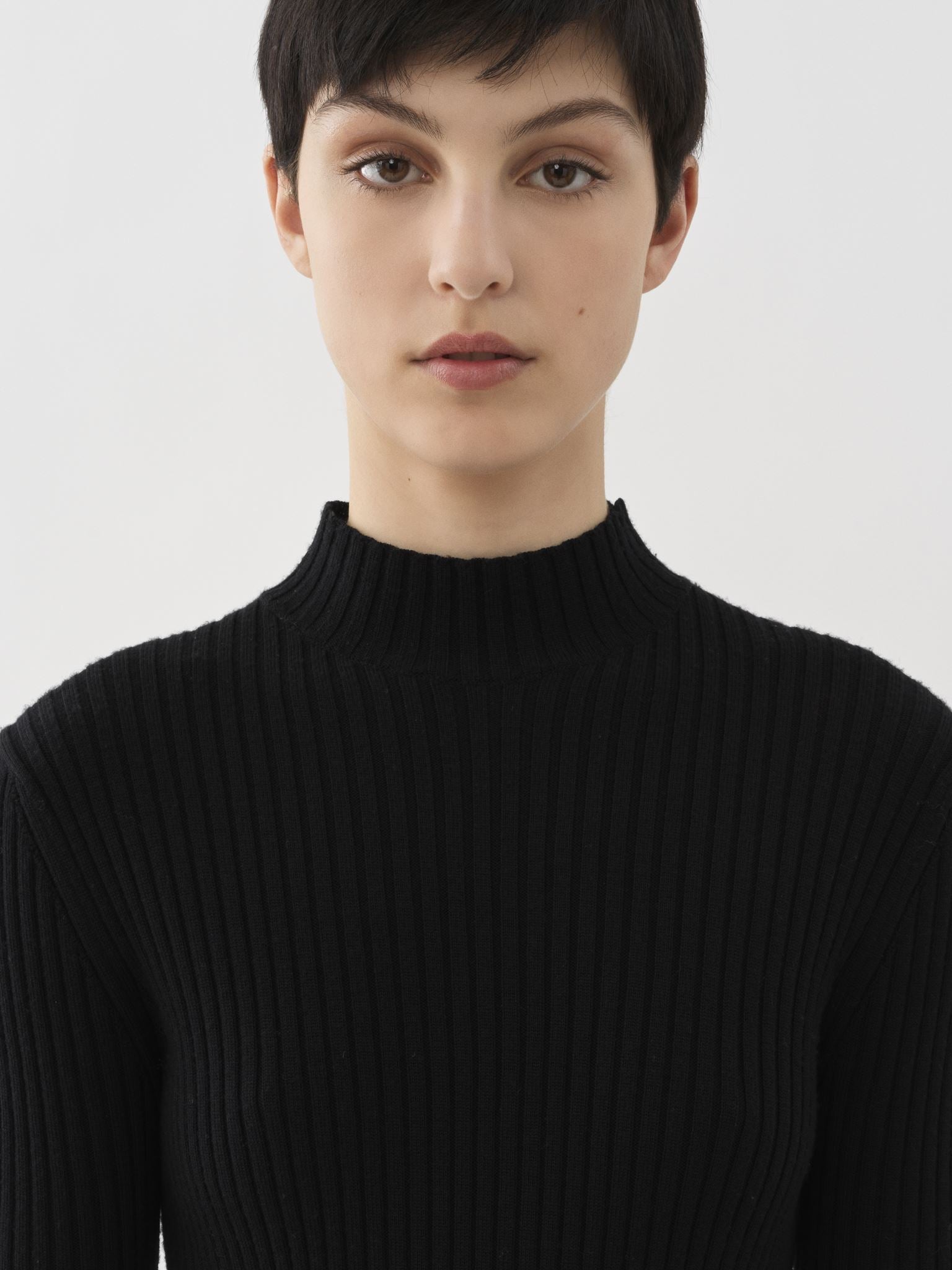 Pull en tricot côtelé en cachemire mérinos - Black