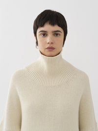 Pull col roulé oversize en cachemire - White Powder