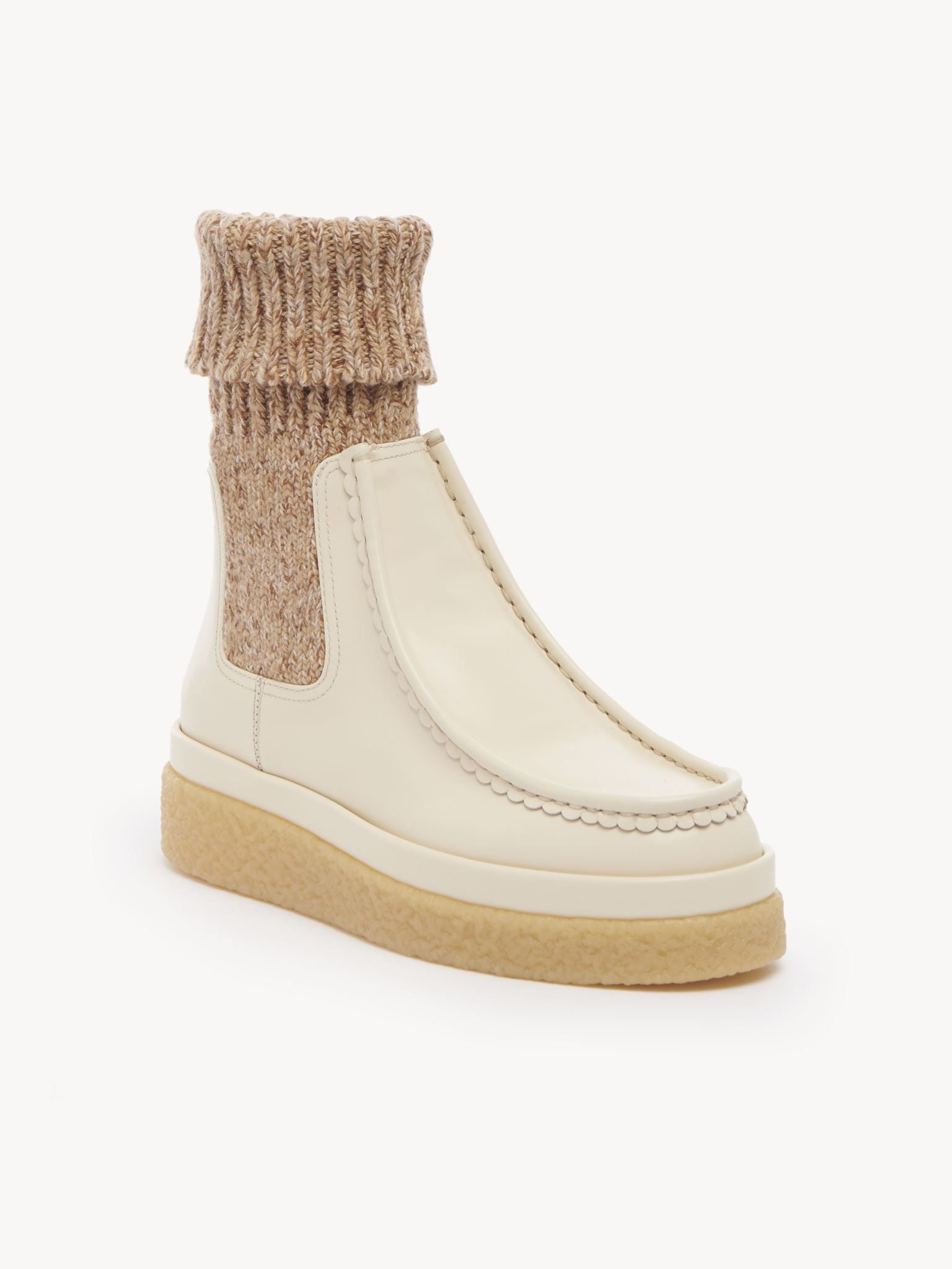 Bottines chaussettes à enfiler en cuir - Eggshell