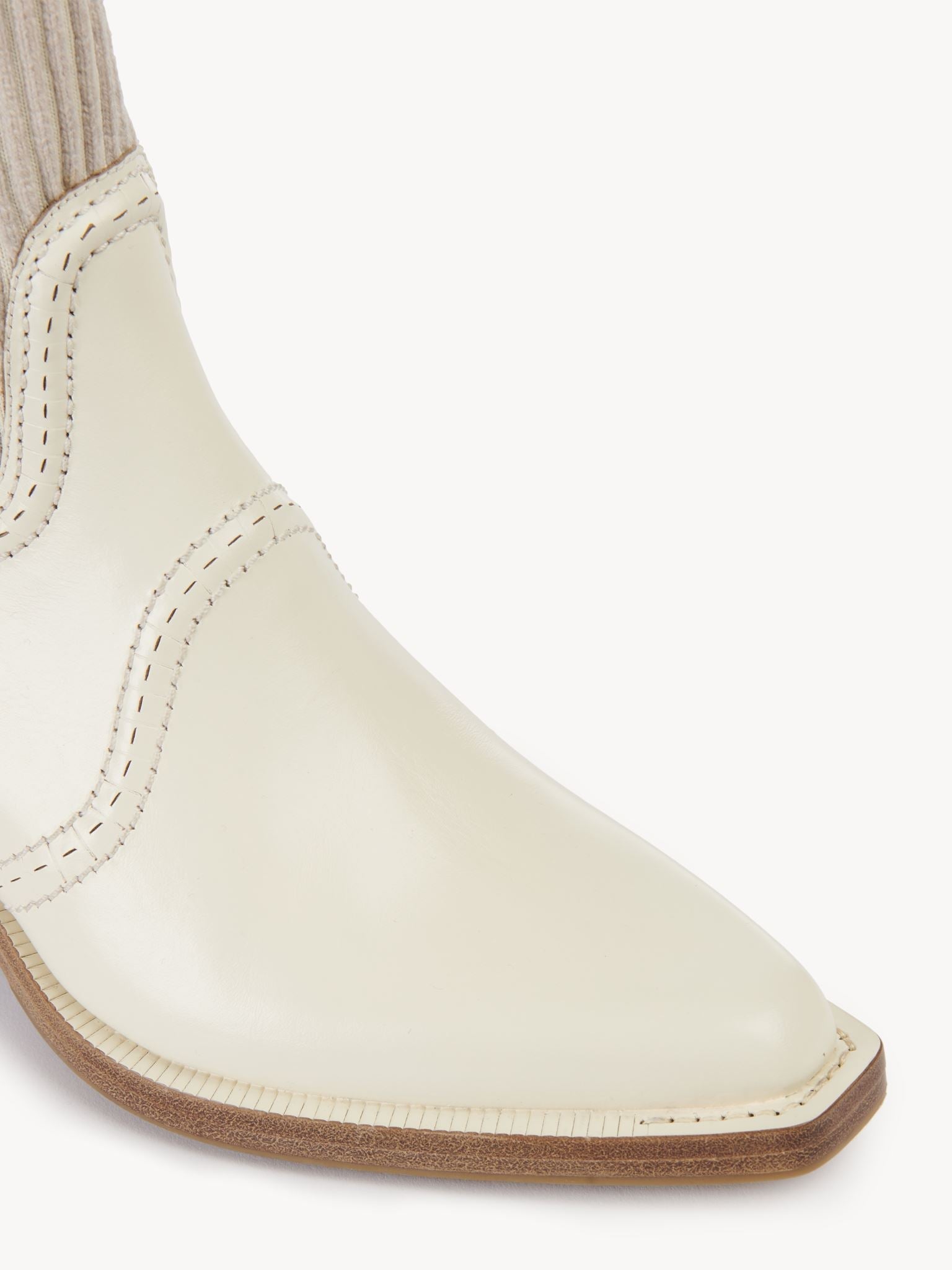 Bottines texanes effet chaussette Nellie en cuir - Eggshell