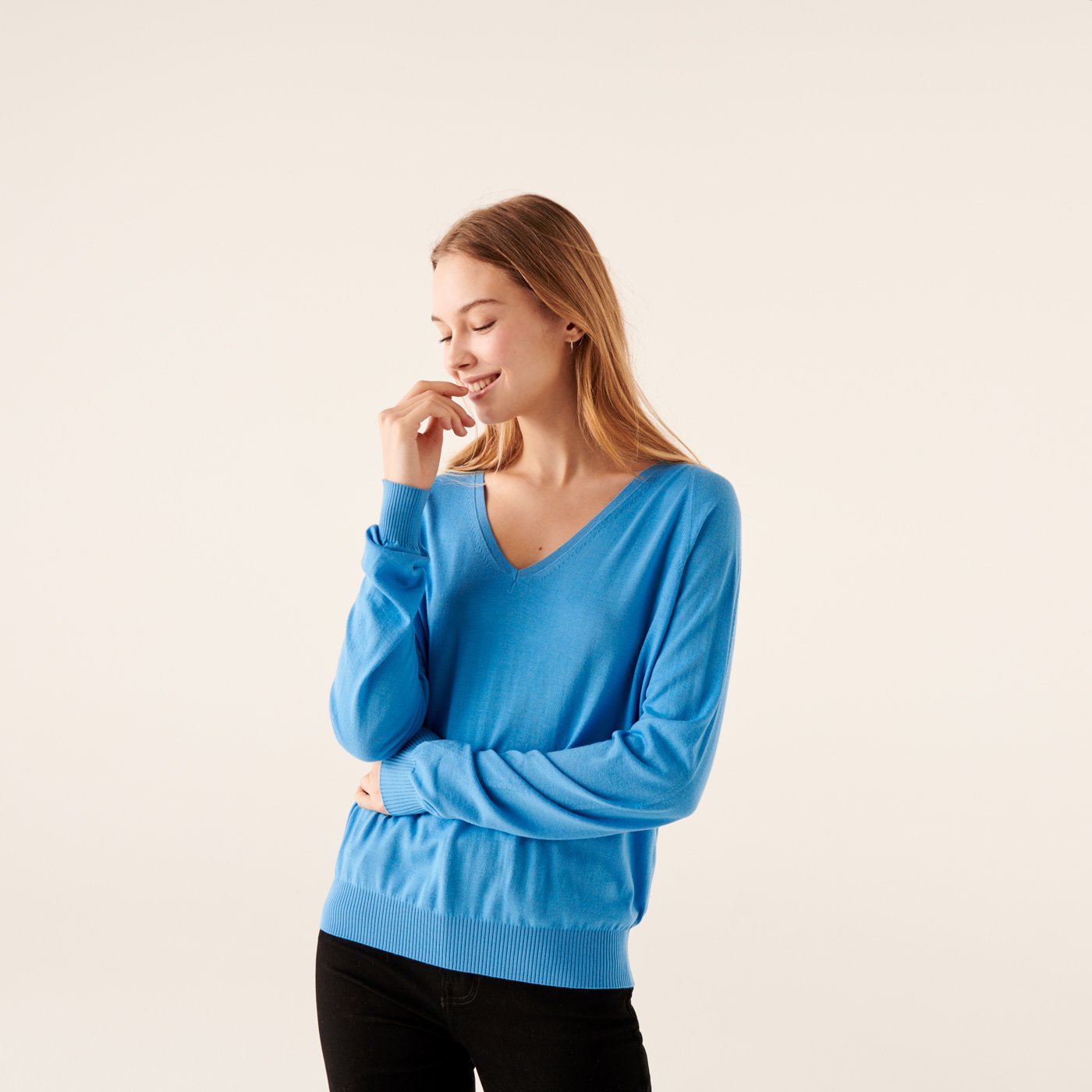 Pull à col V oversize en laine superfine - Pacific Blue