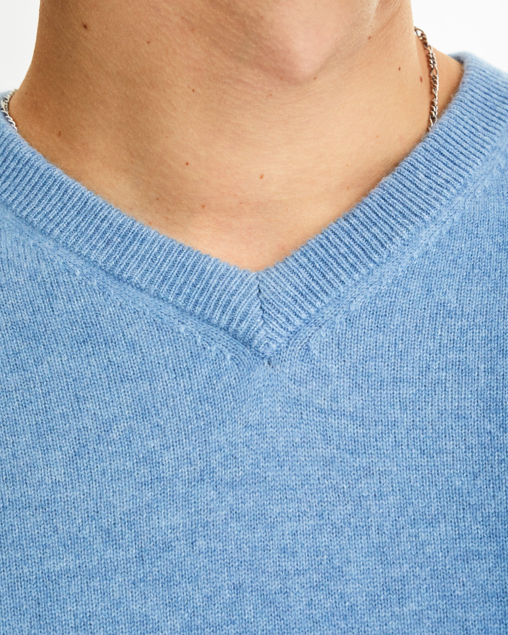 Pull à col V en cachemire - Denim Blue