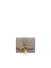 Portefeuille compact à trois volets Alphabet en cuir - Cashmere Light Grey