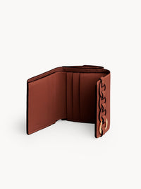 Portefeuille compact à trois volets Darryl en cuir - Sepia Brown