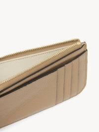 Porte-monnaie Alphabet avec fentes pour cartes en cuir - Soft Tan