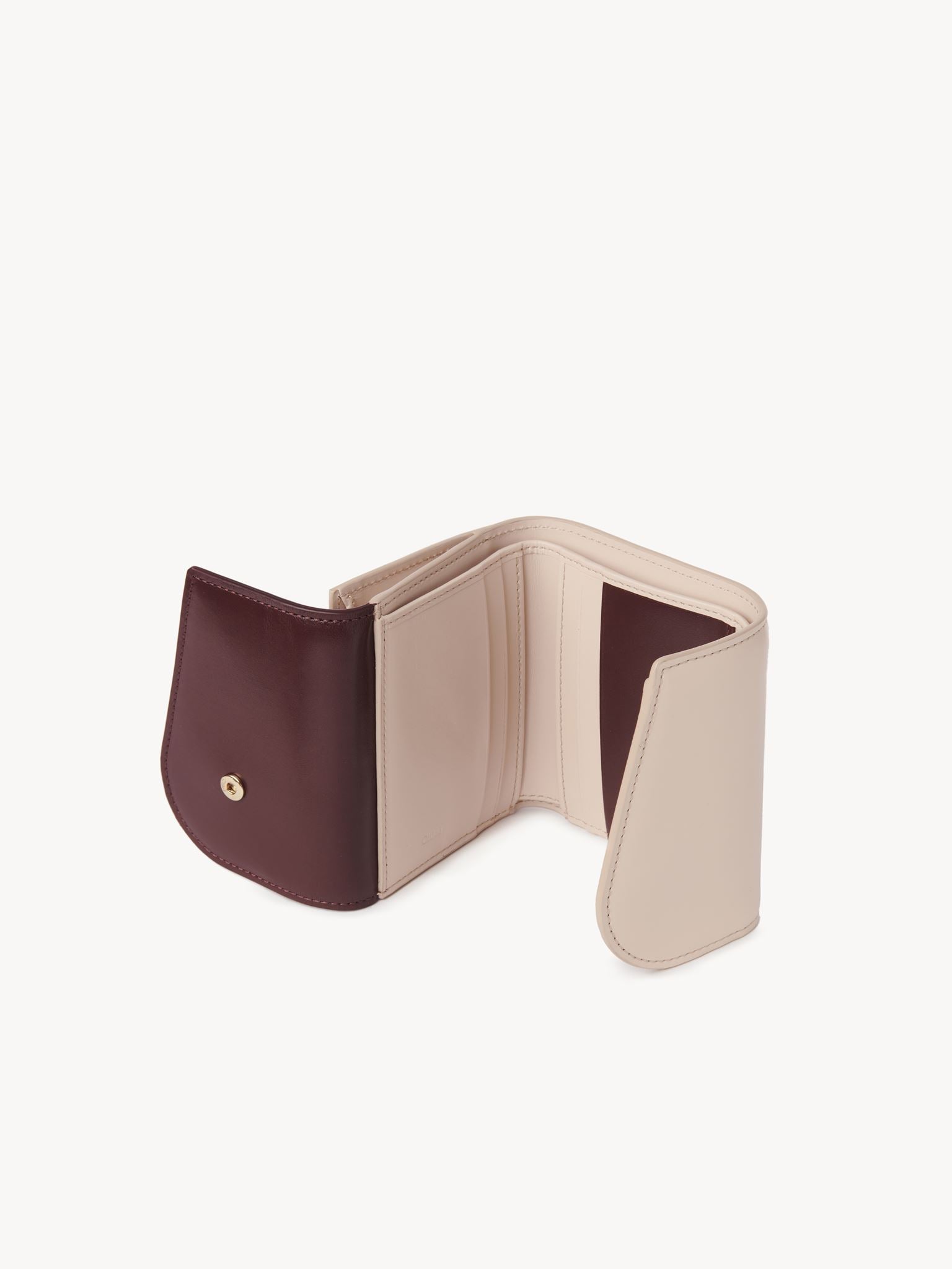 Portefeuille compact à trois volets Kiki en cuir - Cement Pink