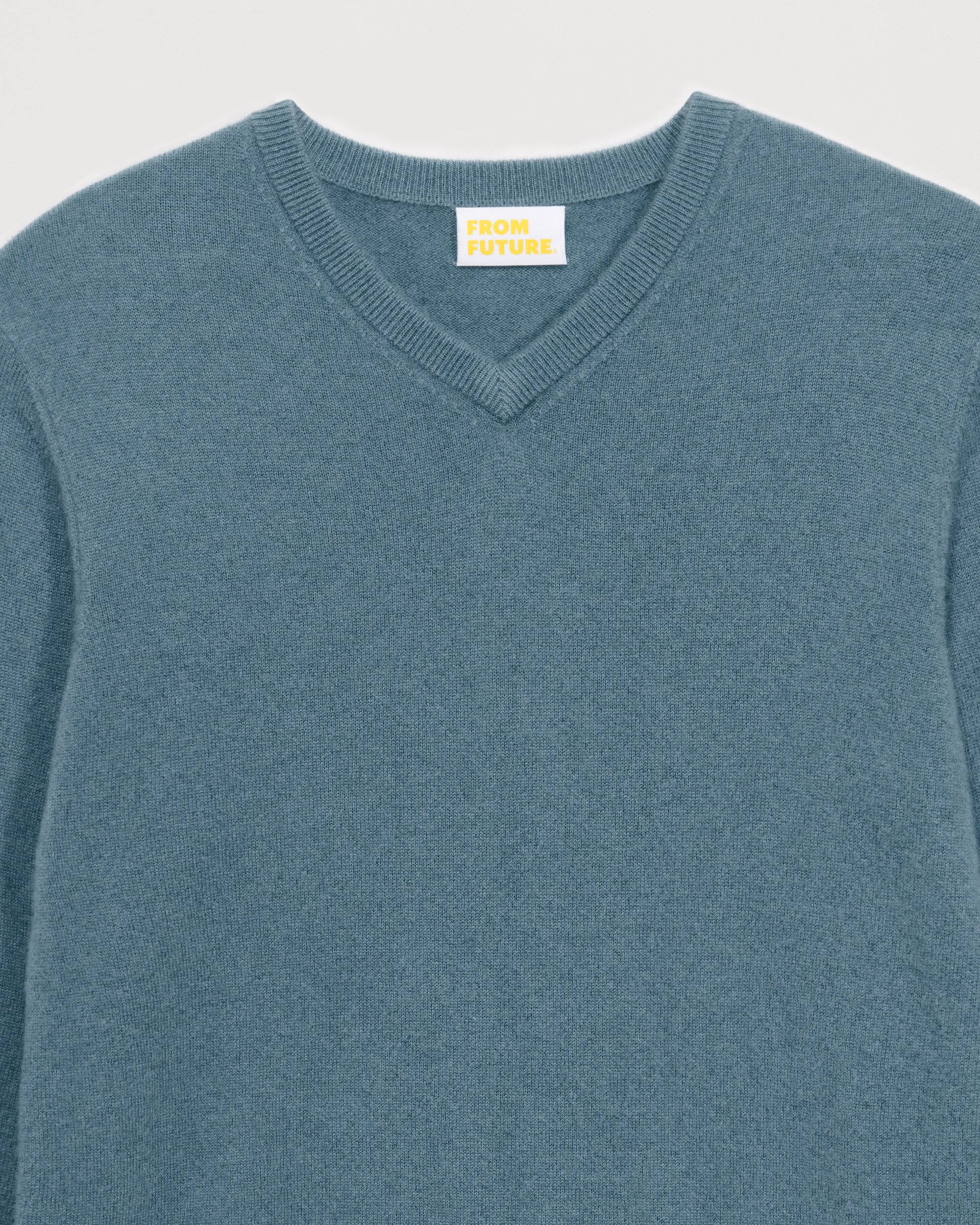 Pull classique à col V en cachemire - Ice Blue