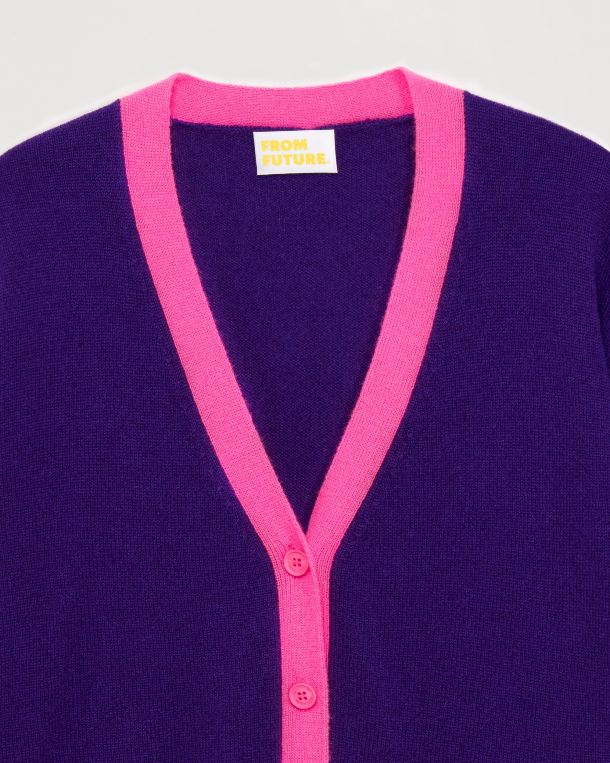 Cardigan court uniforme en cachemire - Intense Purple