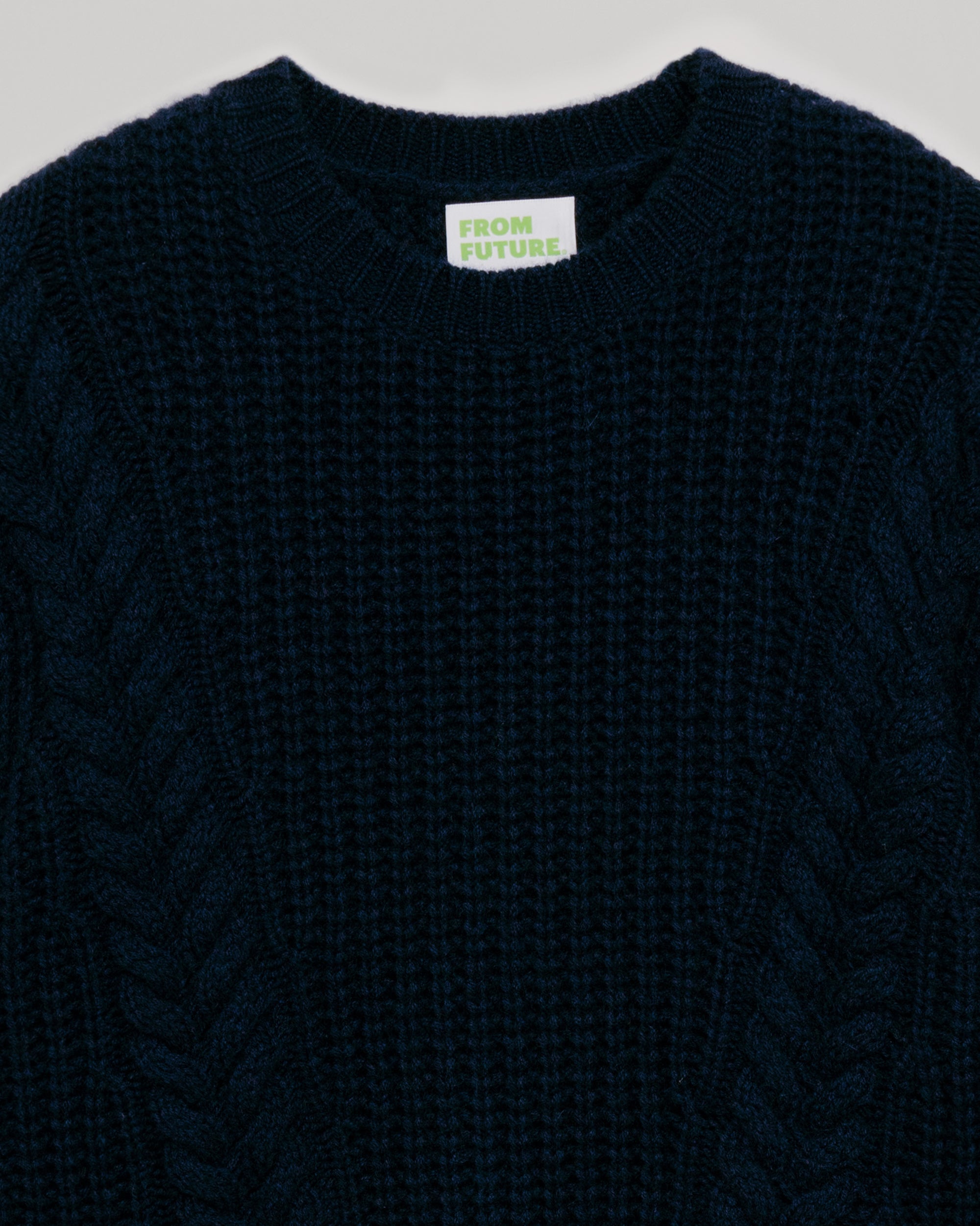 Pull à col rond maille perlée à torsades en cachemire - Ink Blue