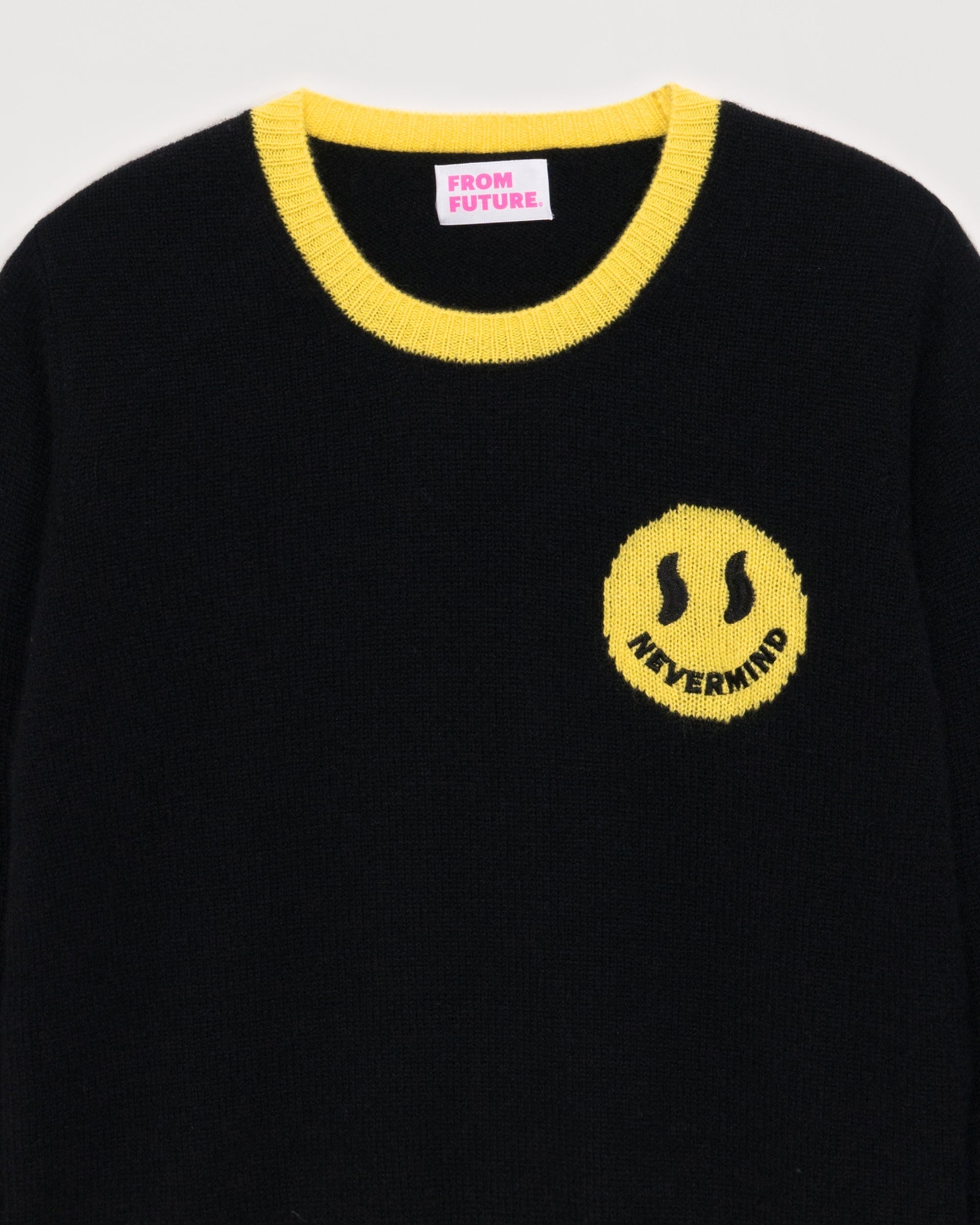 Pull court à col rond Nevermind en cachemire - Black