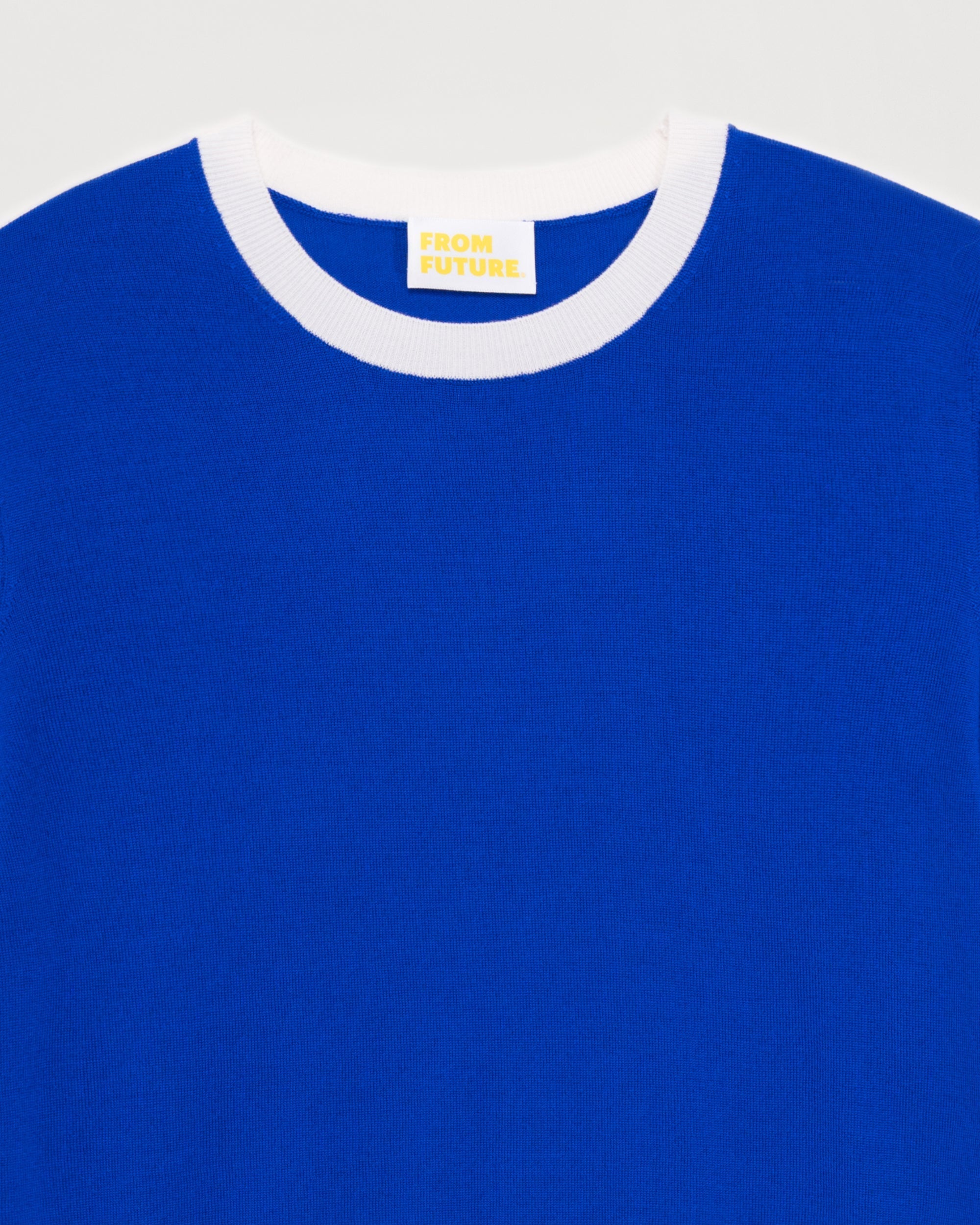 Pull court et bicolore à col rond en laine mérinos - Pop Blue