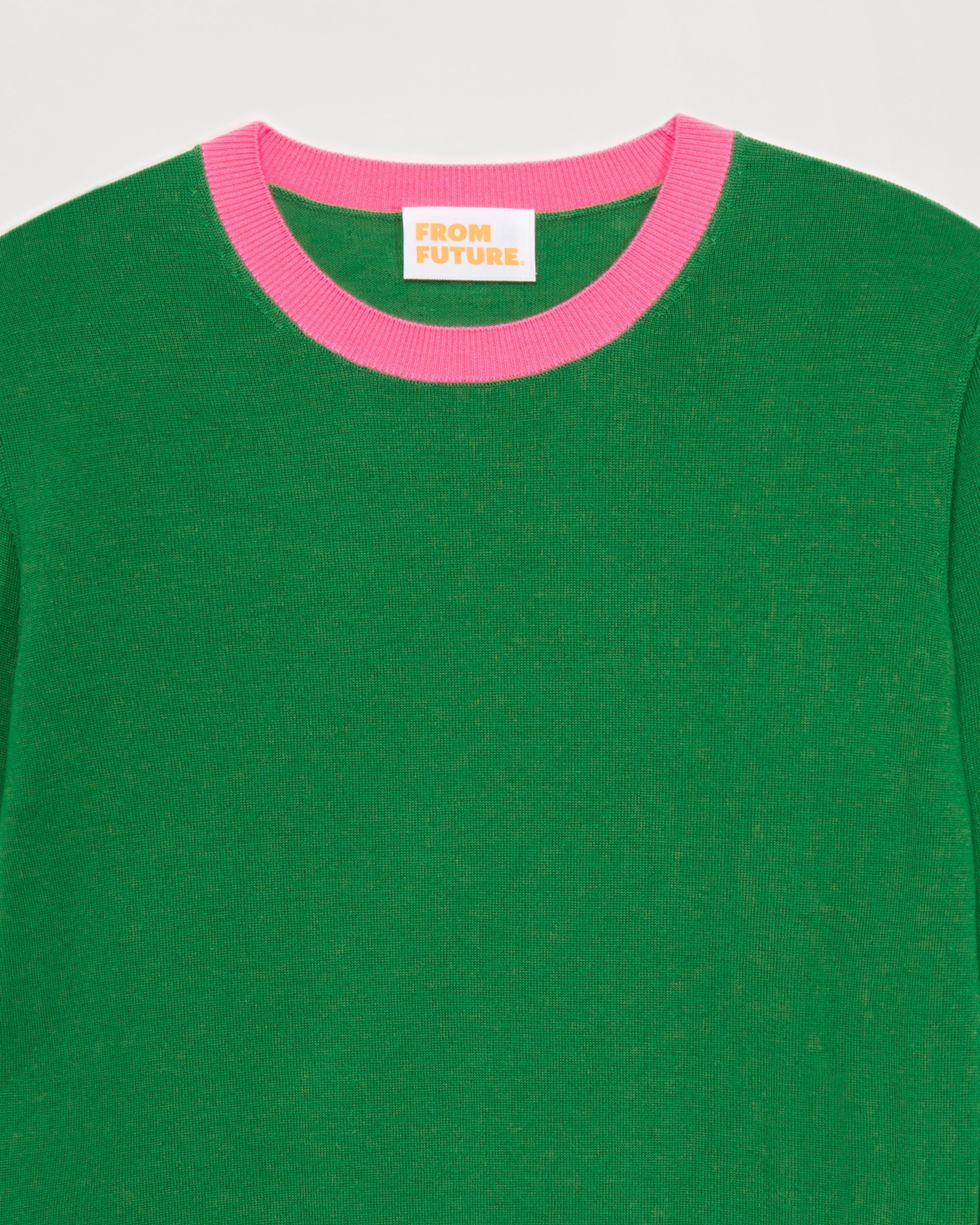 Pull court et bicolore à col rond en laine mérinos - Grass Green