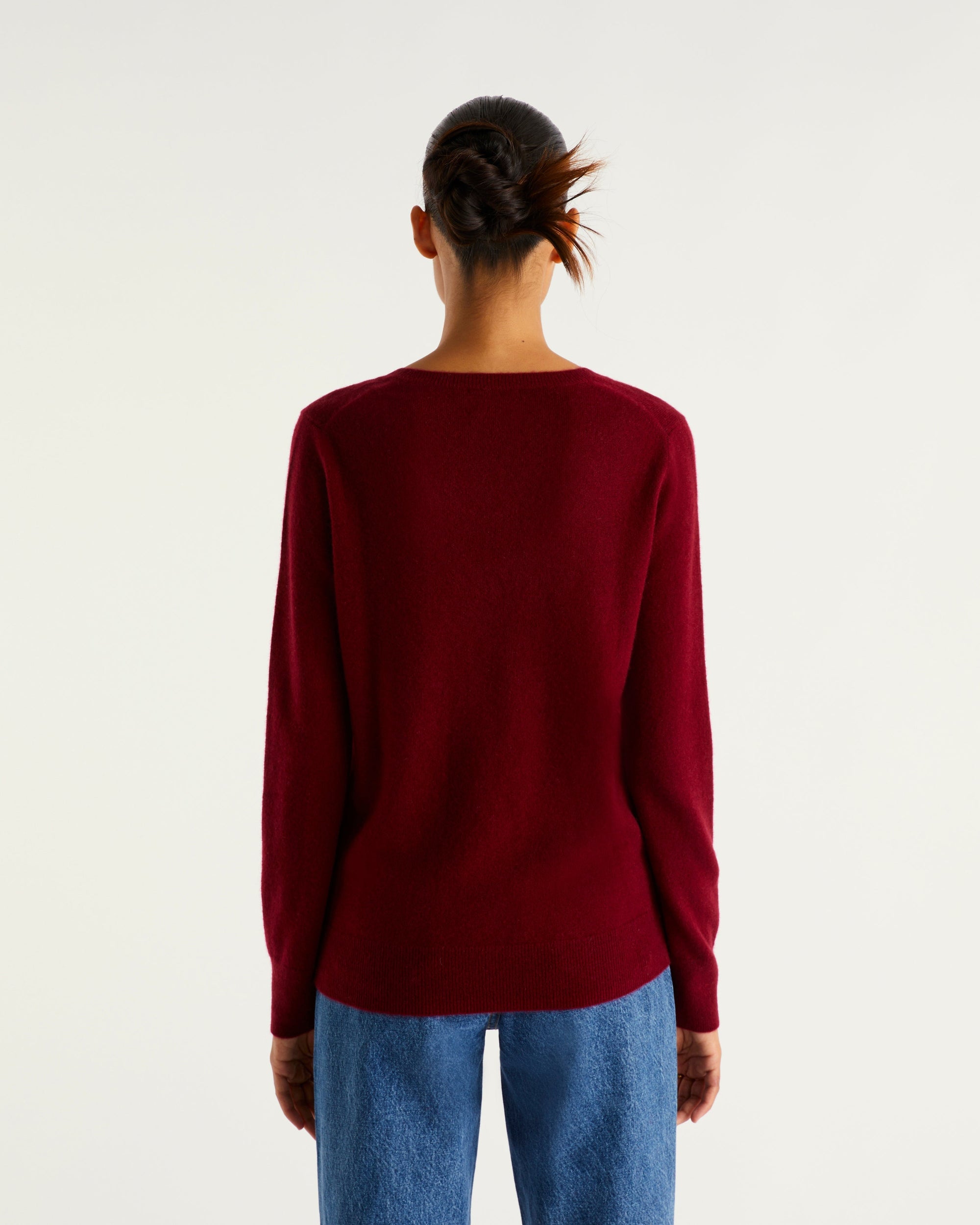 Pull à col V classique en cachemire - Prune