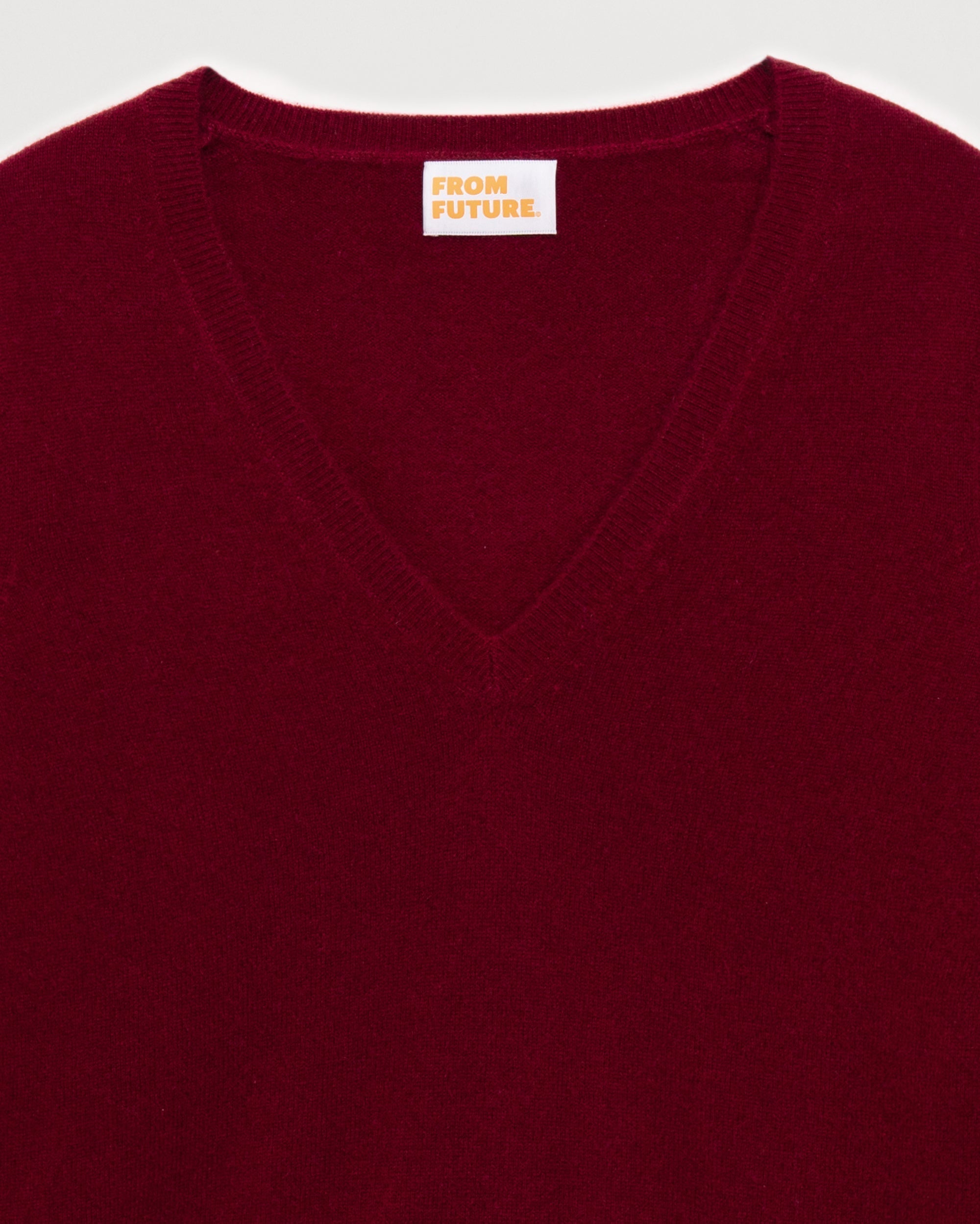 Pull à col V classique en cachemire - Prune