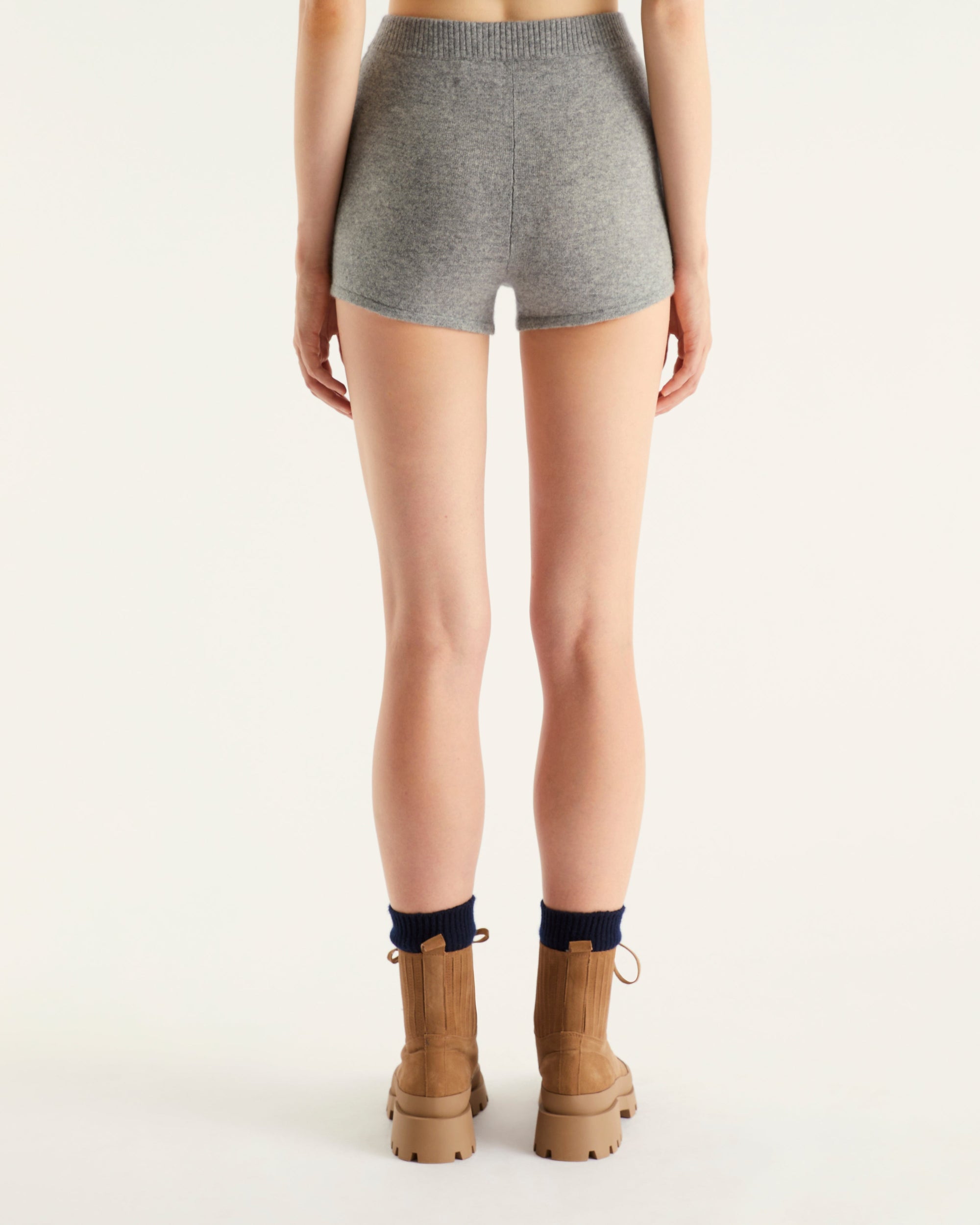 Short ajusté en cachemire - Dark Heather Gray