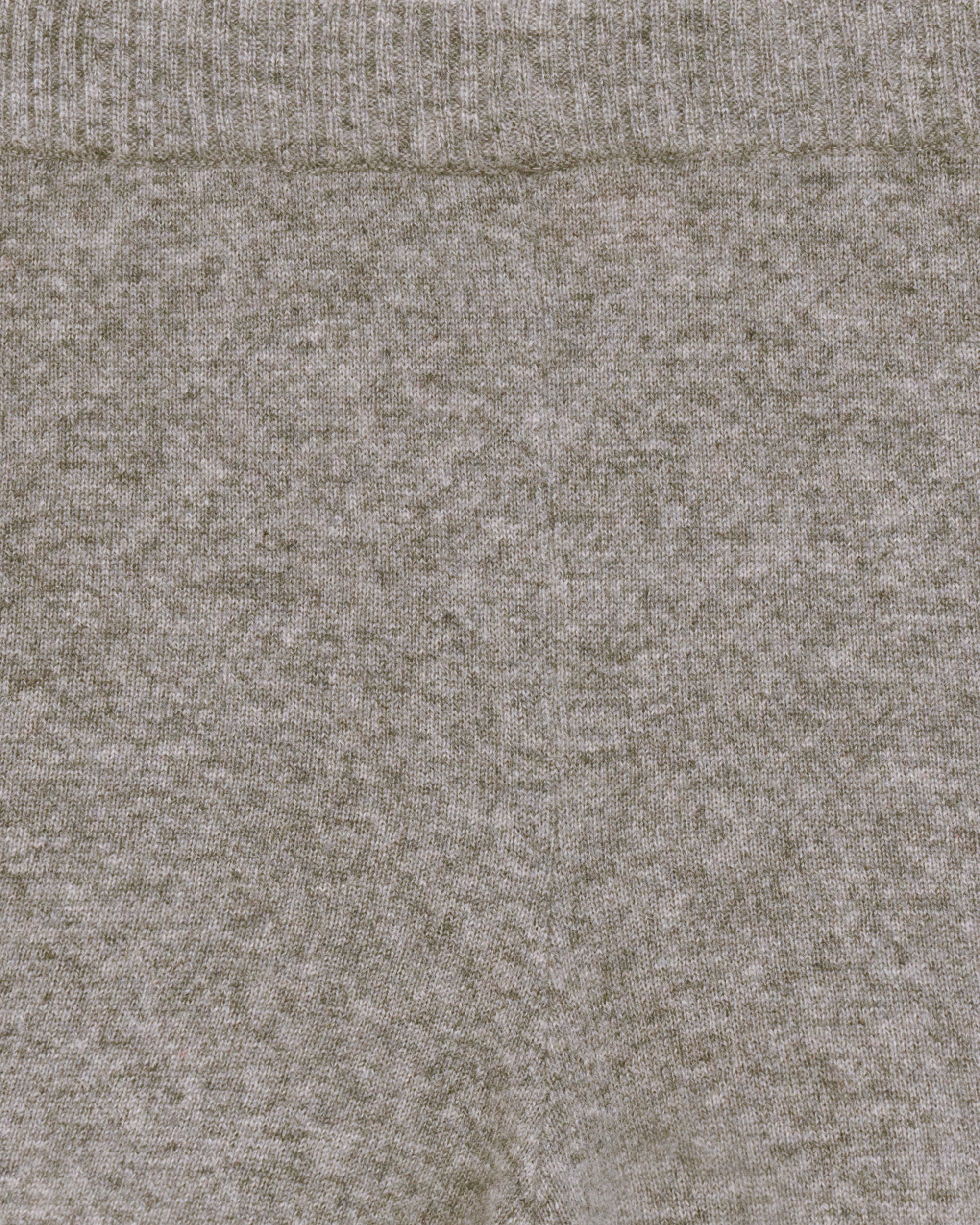 Short ajusté en cachemire - Dark Heather Gray