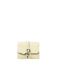 Portefeuille compact à trois volets Alphabet en cuir - Porcelain Yellow