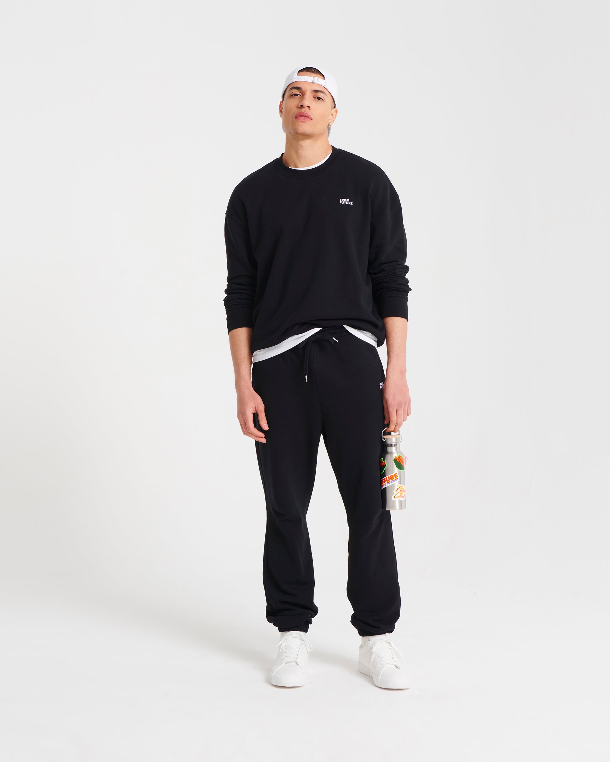 Hoodie classique à broderie - Black