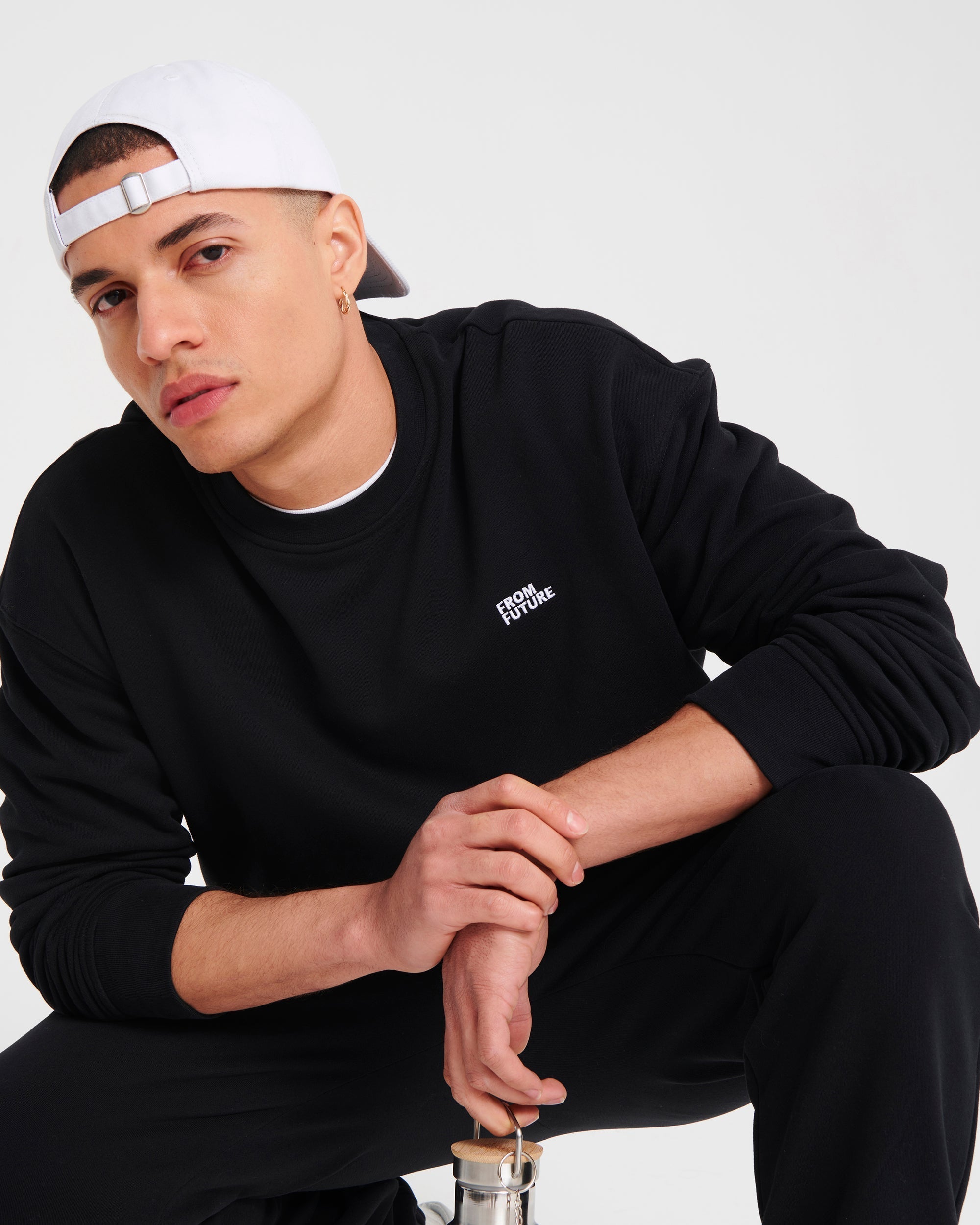 Hoodie classique à broderie - Black