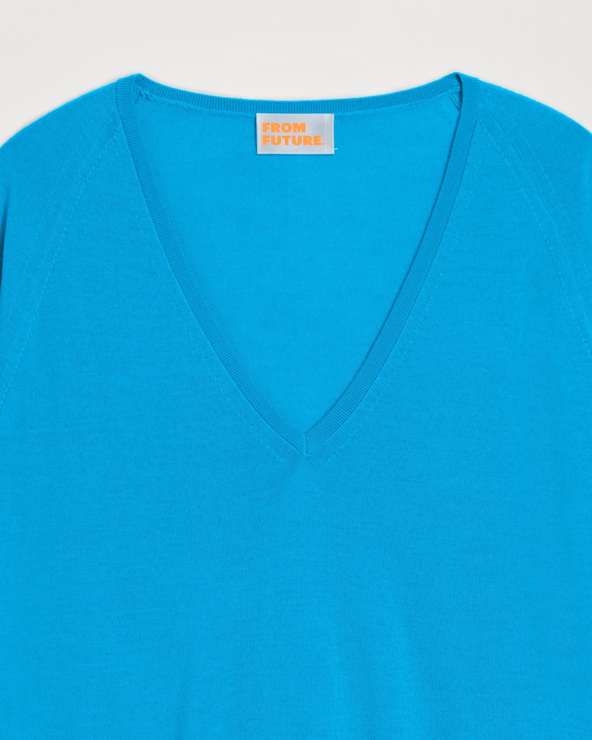 Pull oversize à col V en laine mérinos - Aqua Blue
