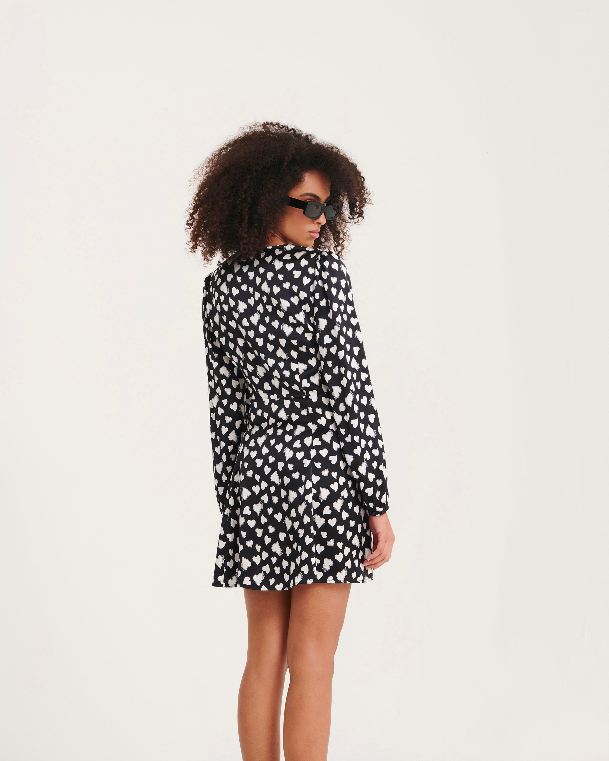 Robe courte Lily en soie - Black Litte Heart