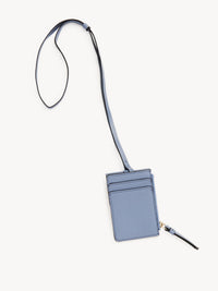 Porte-cartes à bandoulière Alphabet en cuir - Cobalt Ombragé
