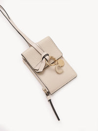 Porte-cartes à bandoulière Alphabet en cuir - Nude