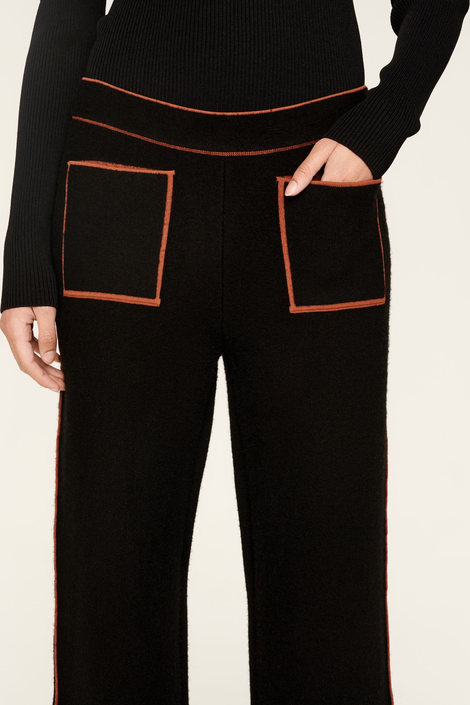 Pantalon coupe flare zippé en laine - Noir