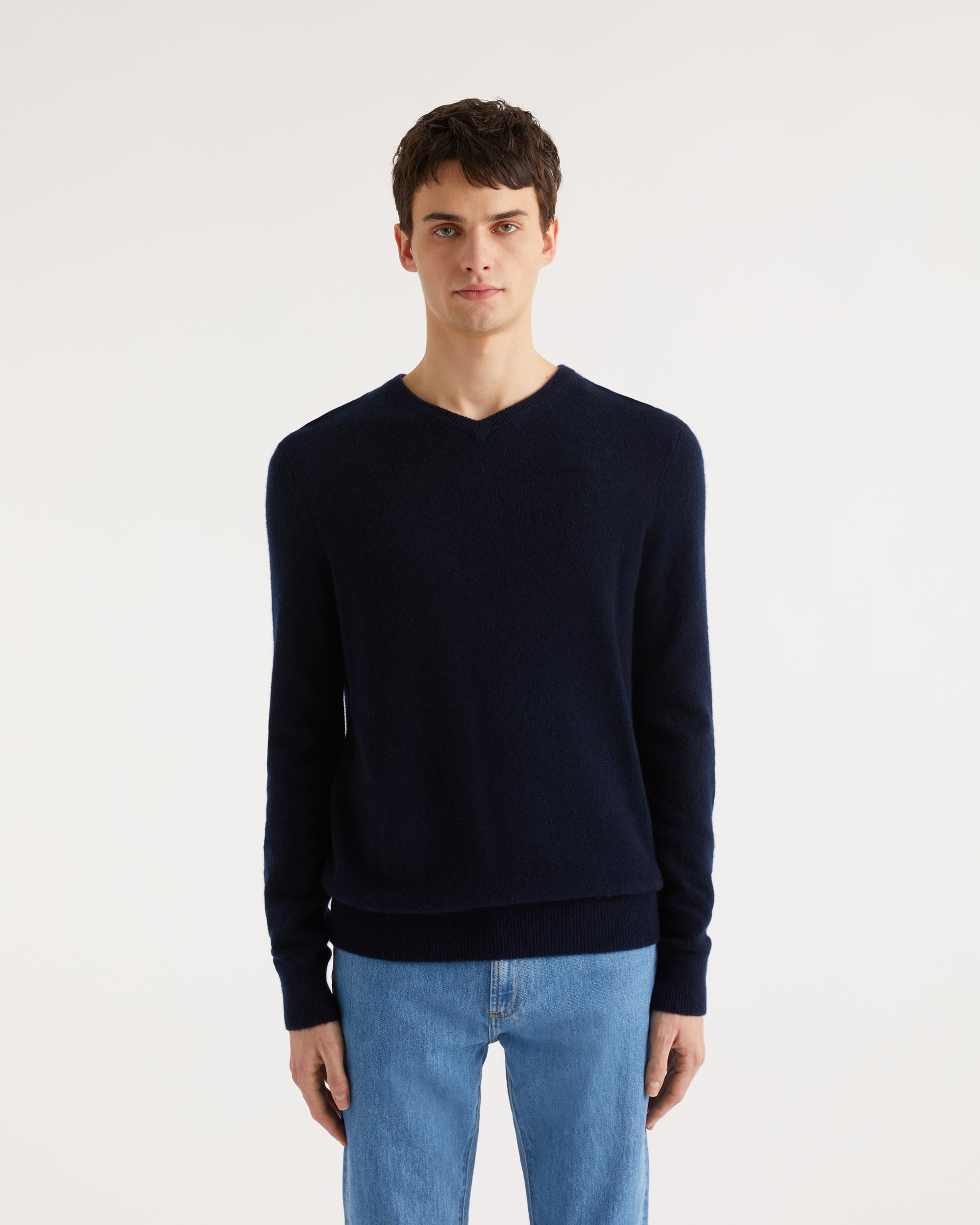 Pull classique Light à col V en cachemire - Dark Heather Gray