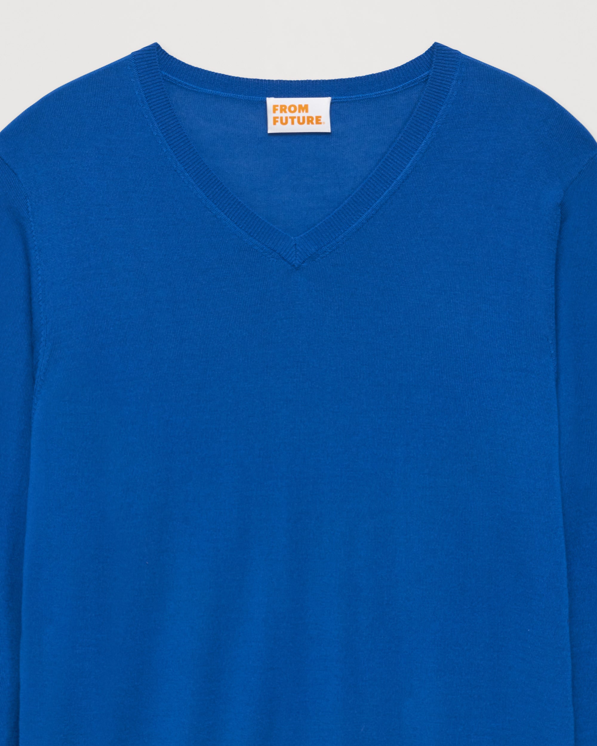 Pull classique à col V en laine mérinos - Crazy Blue