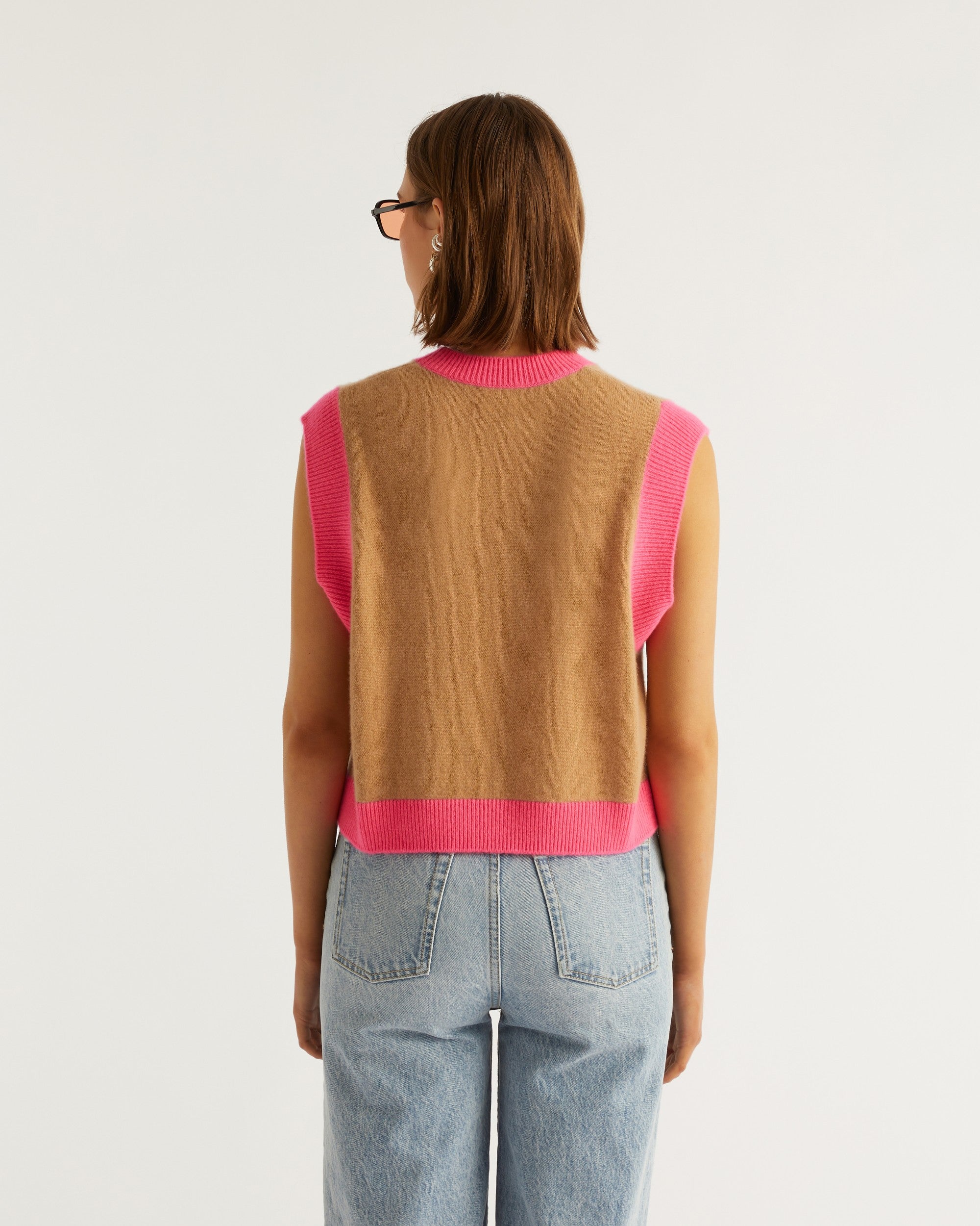 Pull sans manches à col rond bicolore en cachemire - Summer Camel