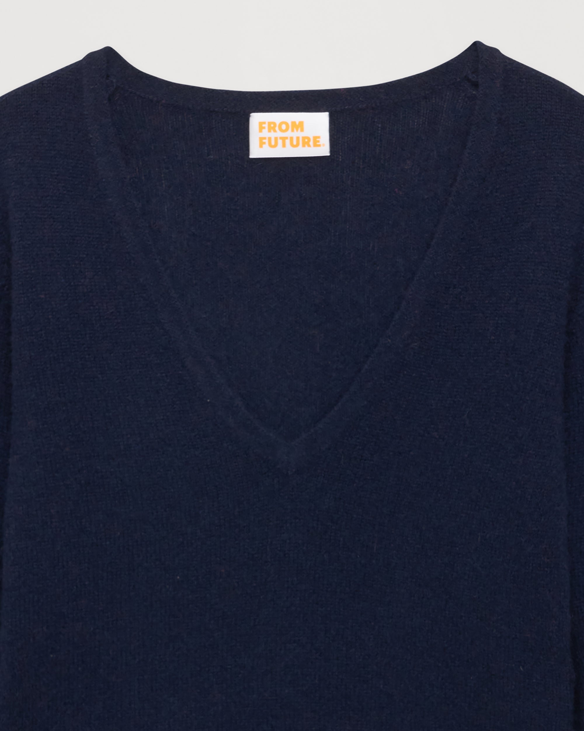 T-shirt Light slim à col V en cachemire - Navy