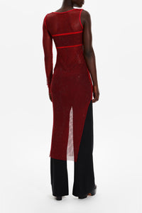 Robe longue en mesh fendue et asymétrique - Rouge