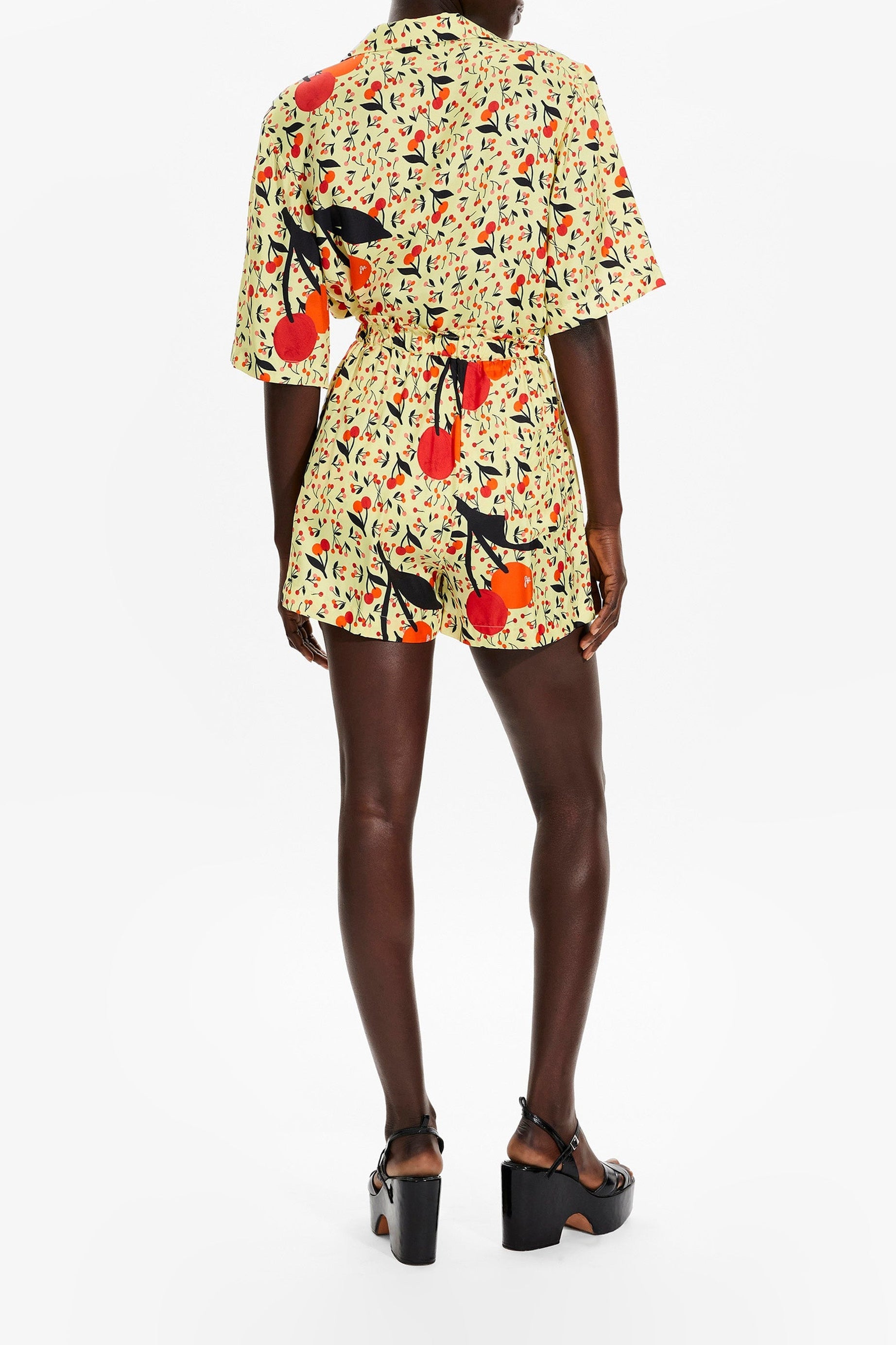 Short de créateur à motifs cerise - Baby Yellow