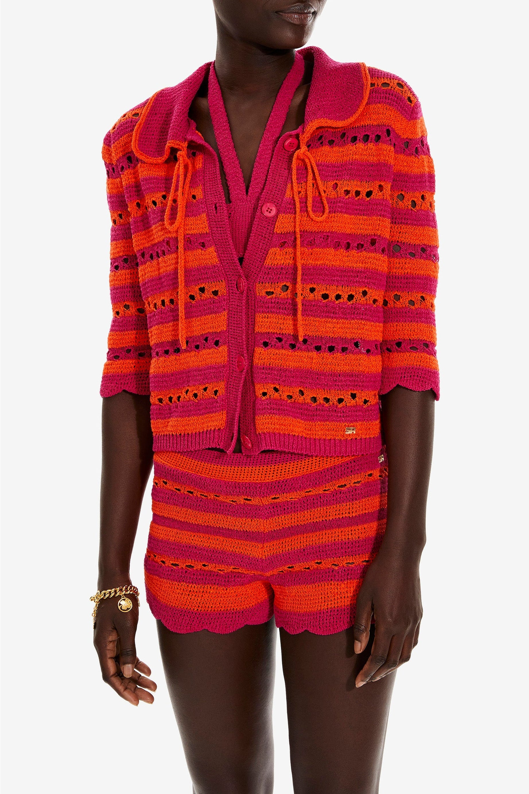 Gilet court rayé ajouré - Fuchsia & Corail