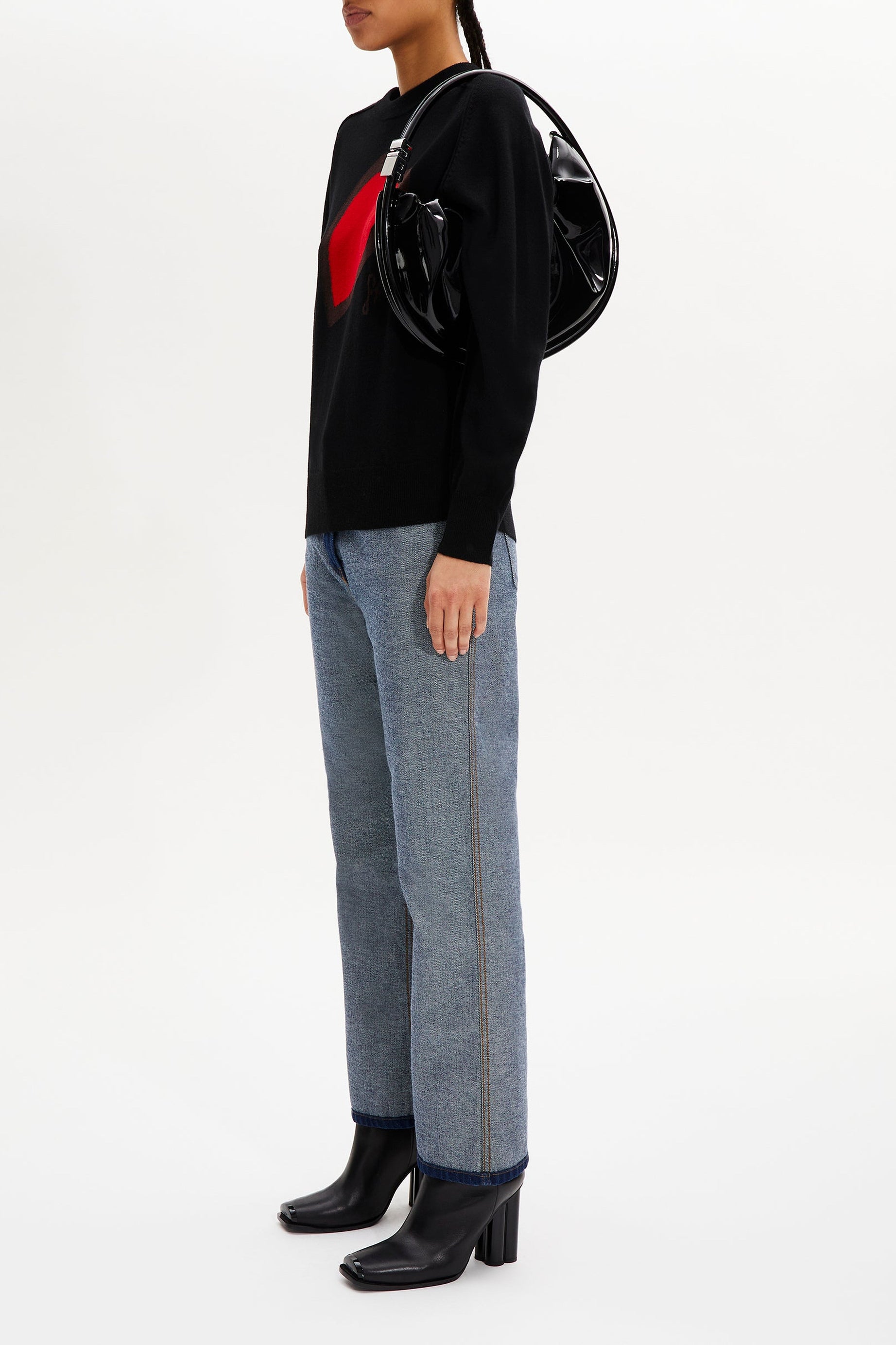 Pull avec un cœur en laine - Noir