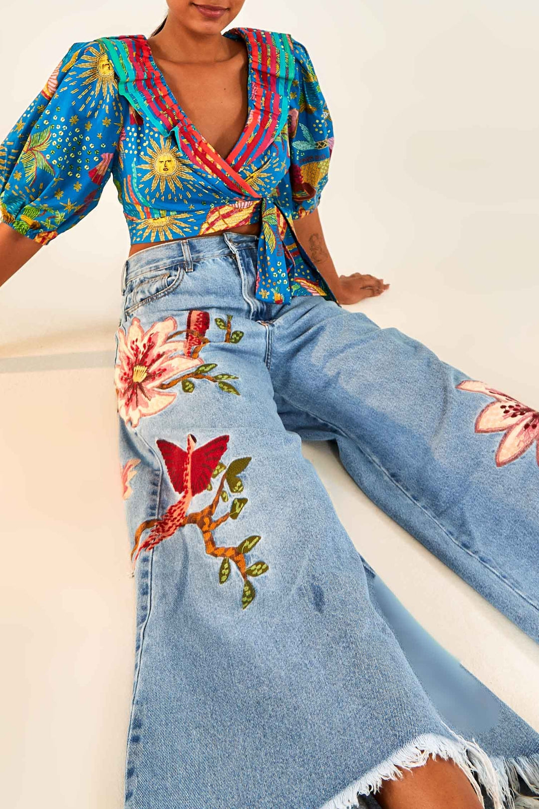 Pantalon en denim brodé - Bleu