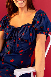 Robe midi à motif de fraises au point de croix - Bleu