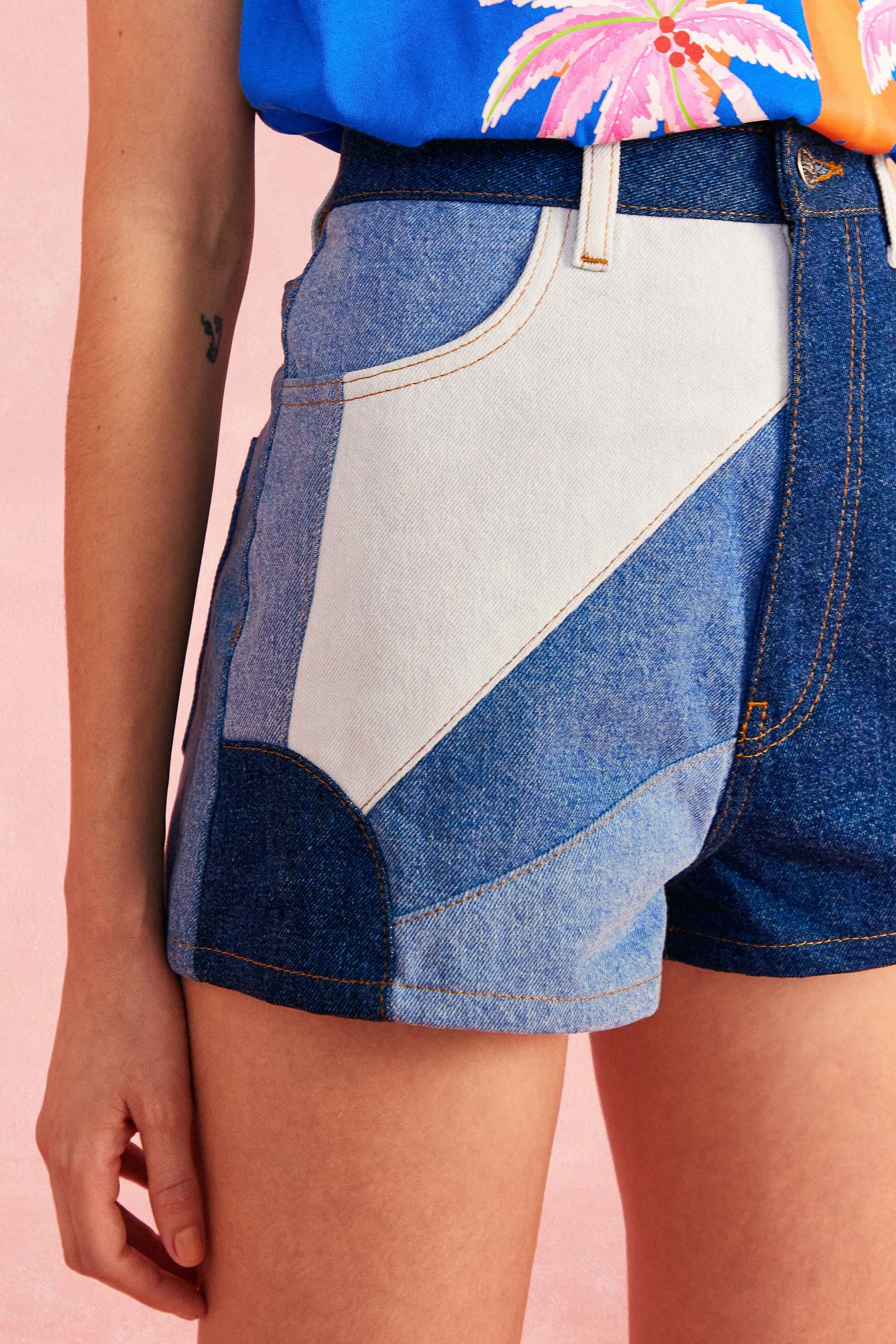 Short à découpe en denim - Bleu