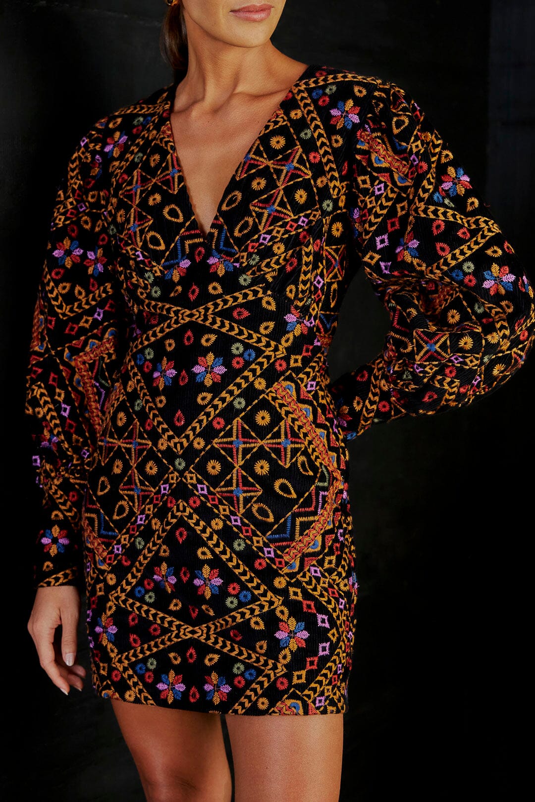 Robe courte à manches bouffantes en velours côtelé brodé - Marron